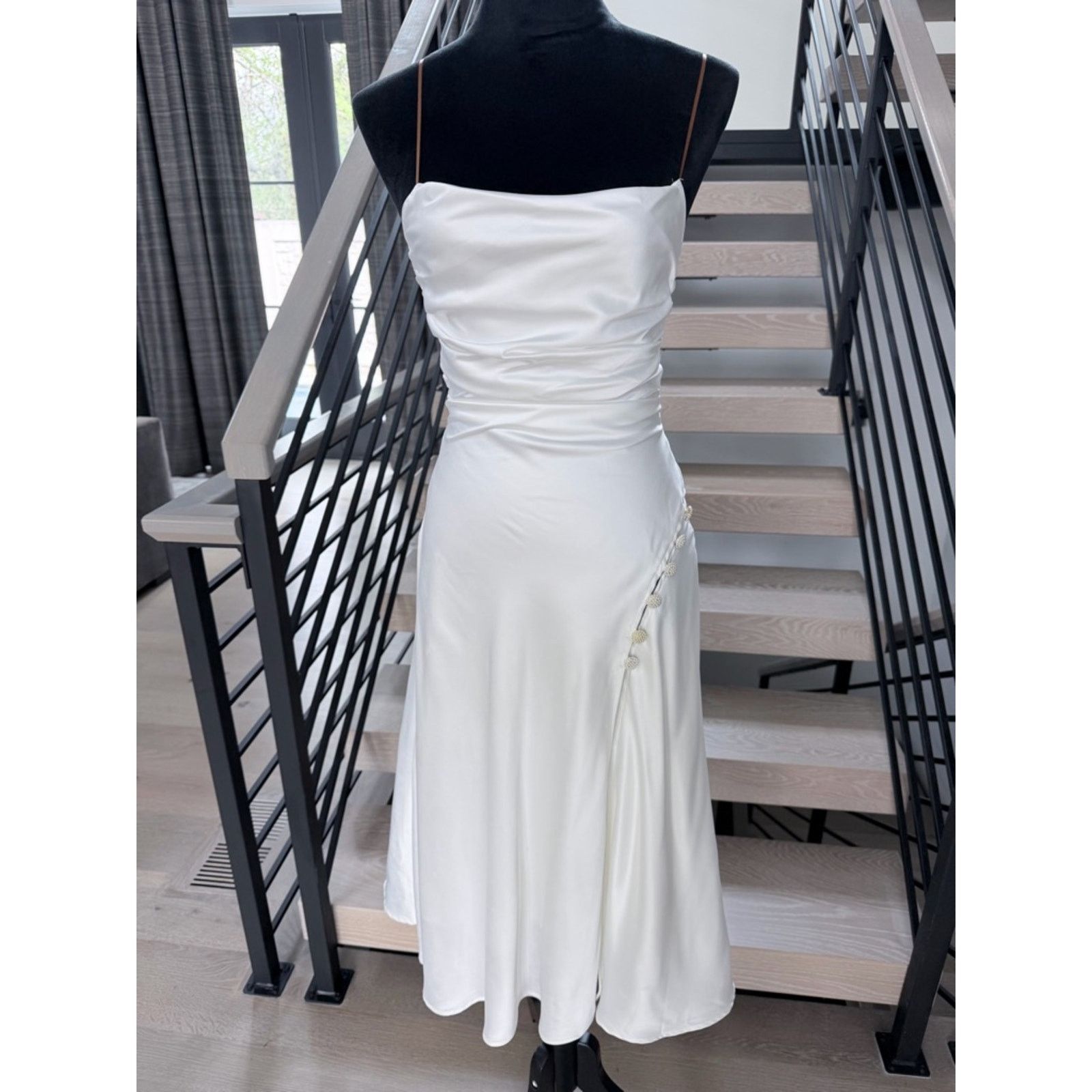 Other Beach Vacation Sleeveless White Satin Slit Midi Dress S Size S / US 4 / IT 40 - 7 Thumbnail
