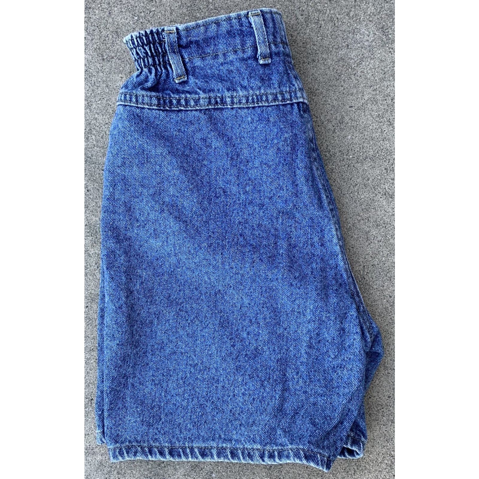 Lee VINTAGE Lee Jeans High Waist Denim Union Made USA 6P 25” To 26” Waist Petites Blue Denim Shorts Shirt? Size M / US 6-8 / IT 42-44 - 7 Thumbnail