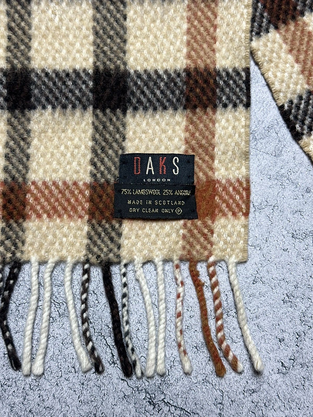 DAKS Daks London Iconic Checked Lambswool Scarf Size ONE SIZE - 3 Thumbnail