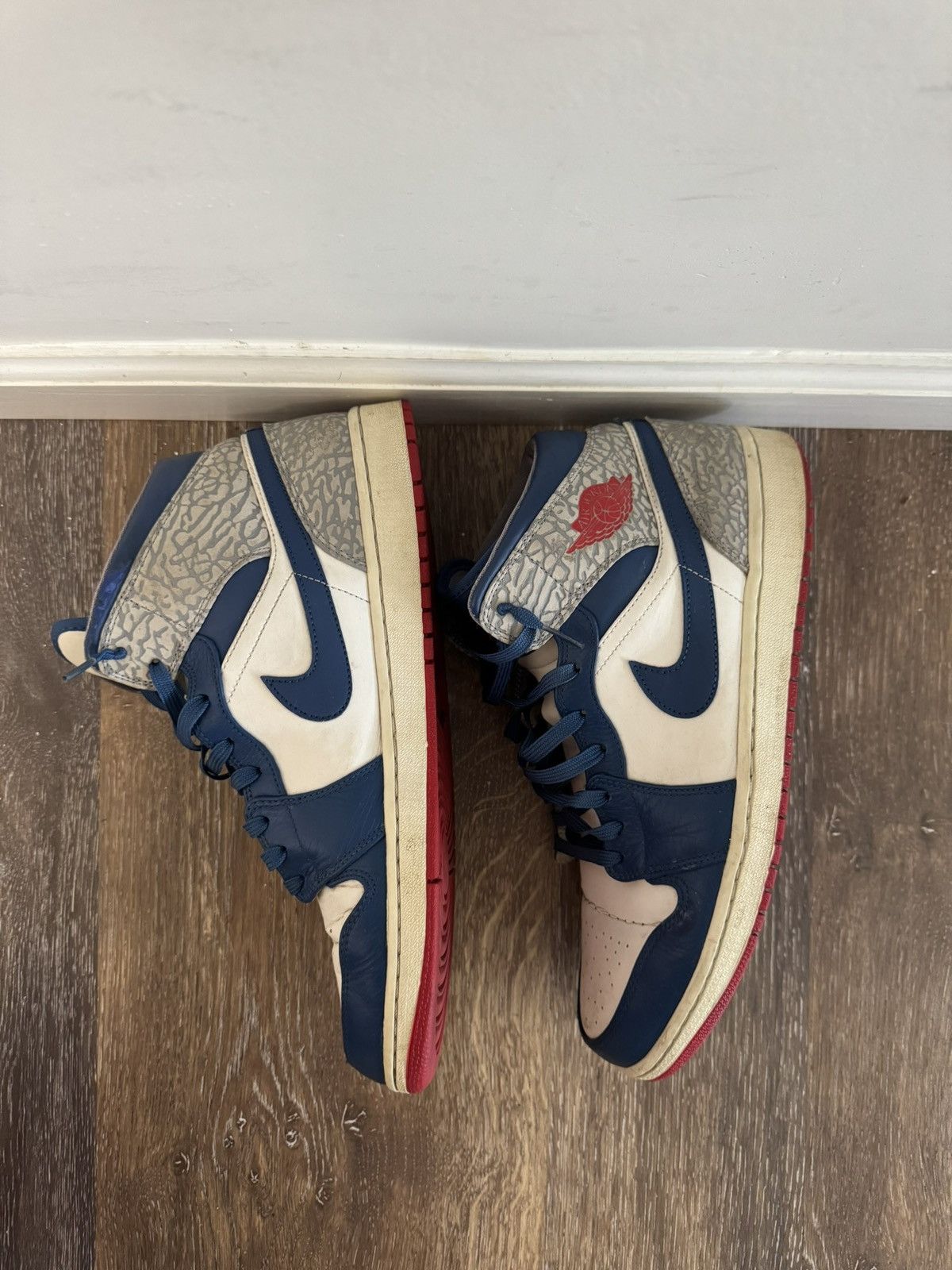 Jordan Brand Jordan 1 Mid True Blue Size US 13 / EU 46 - 4 Thumbnail