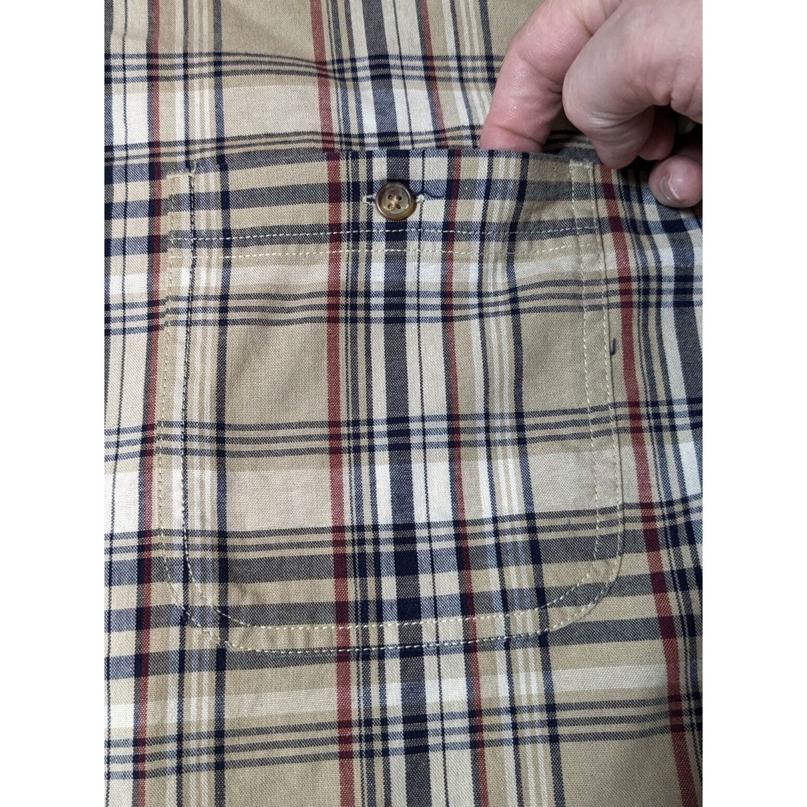 Eddie Bauer Eddie Bauer Button-Up Shirt Men Medium Khaki Brown Plaid 100% Cotton EUC Size US M / EU 48-50 / 2 - 4 Thumbnail