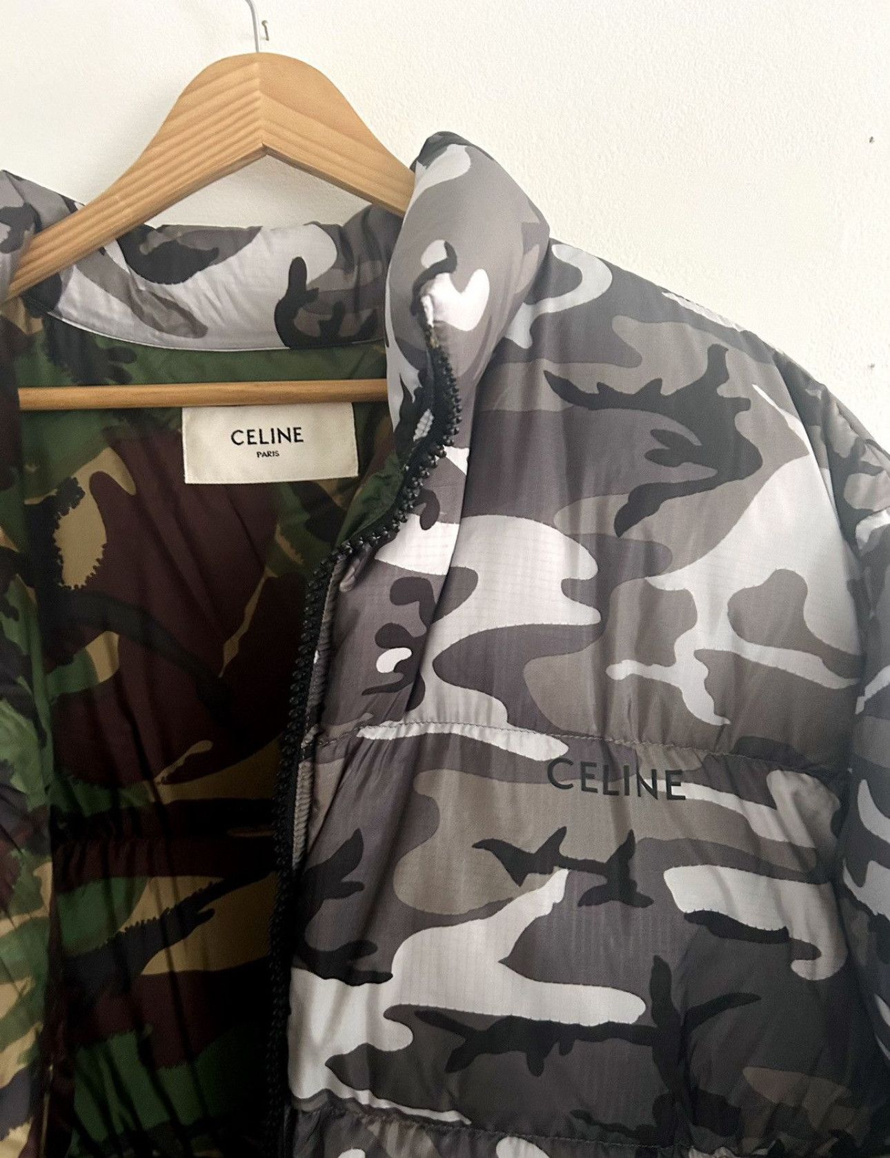 Celine Overzied Camo Puffer Jacket Size US L / EU 52-54 / 3 - 3 Thumbnail