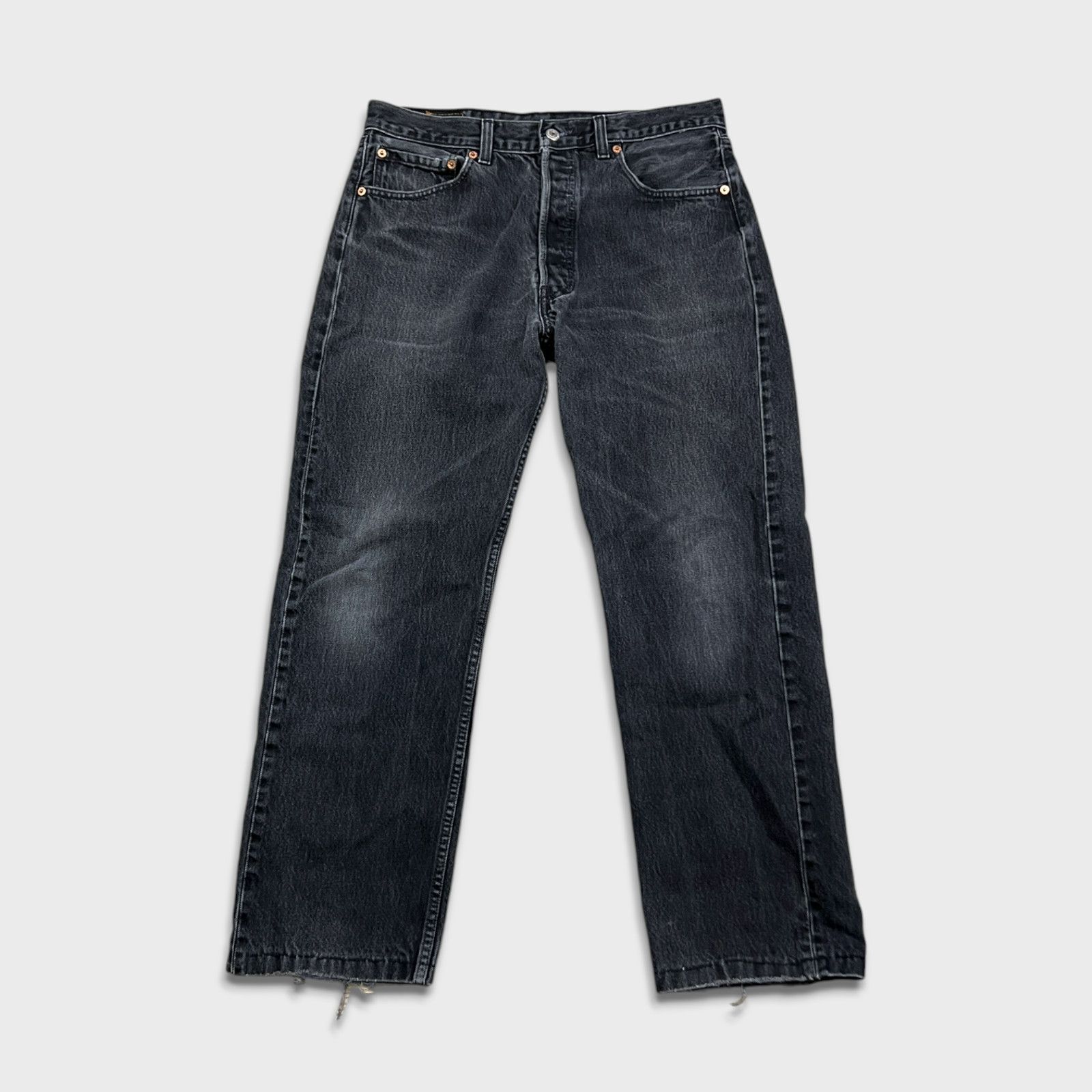 Levi's Vintage Levi's 501 Jeans 32x29 Straight Faded 90s Denim Pant Size US 32 / EU 48 - 1 Thumbnail