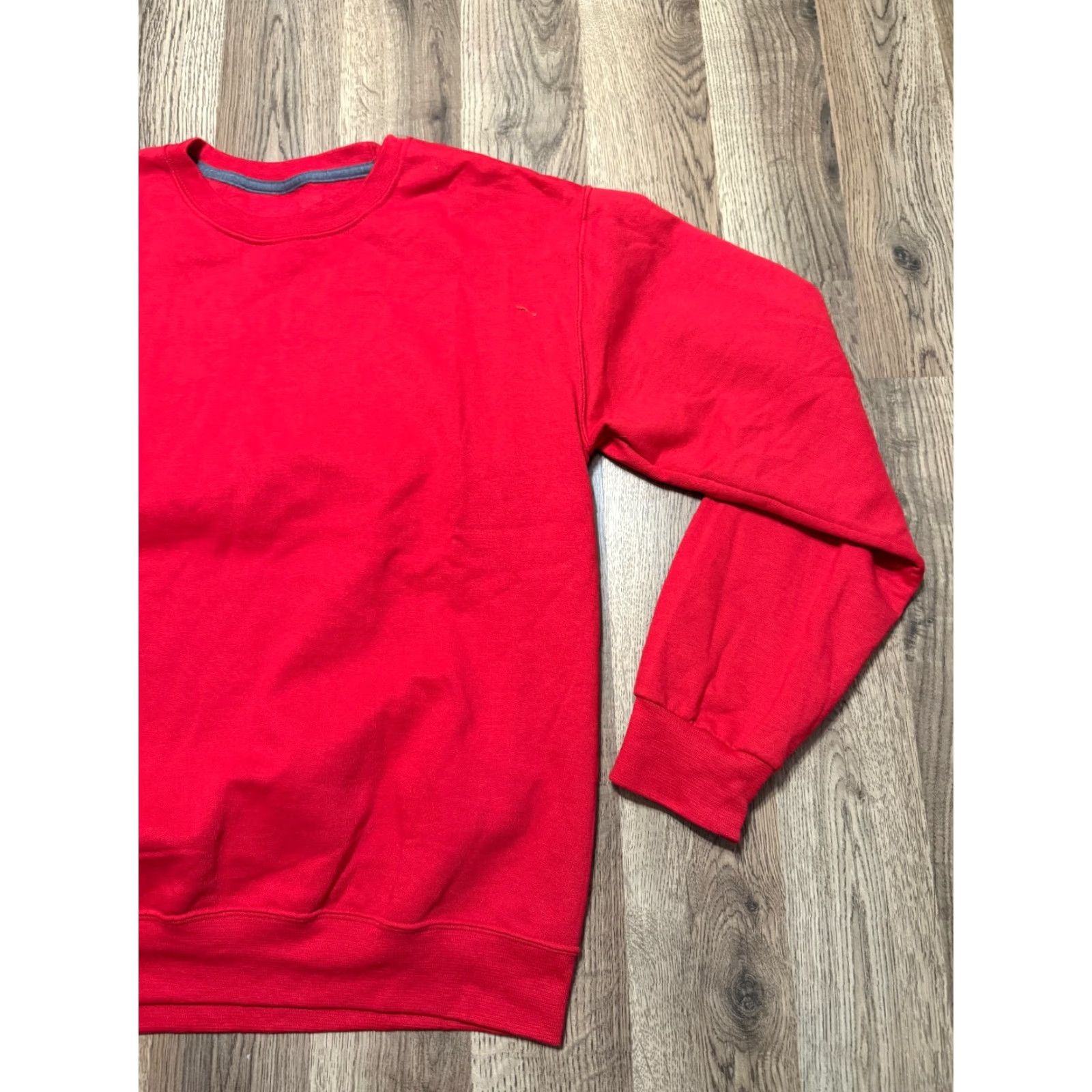 Athletic Works **Men's Red Athletic Works Pullover Sweater Size Small** User: Men's Red Athletic Works Pullover Sweater Size Small Size US S / EU 44-46 / 1 - 4 Thumbnail