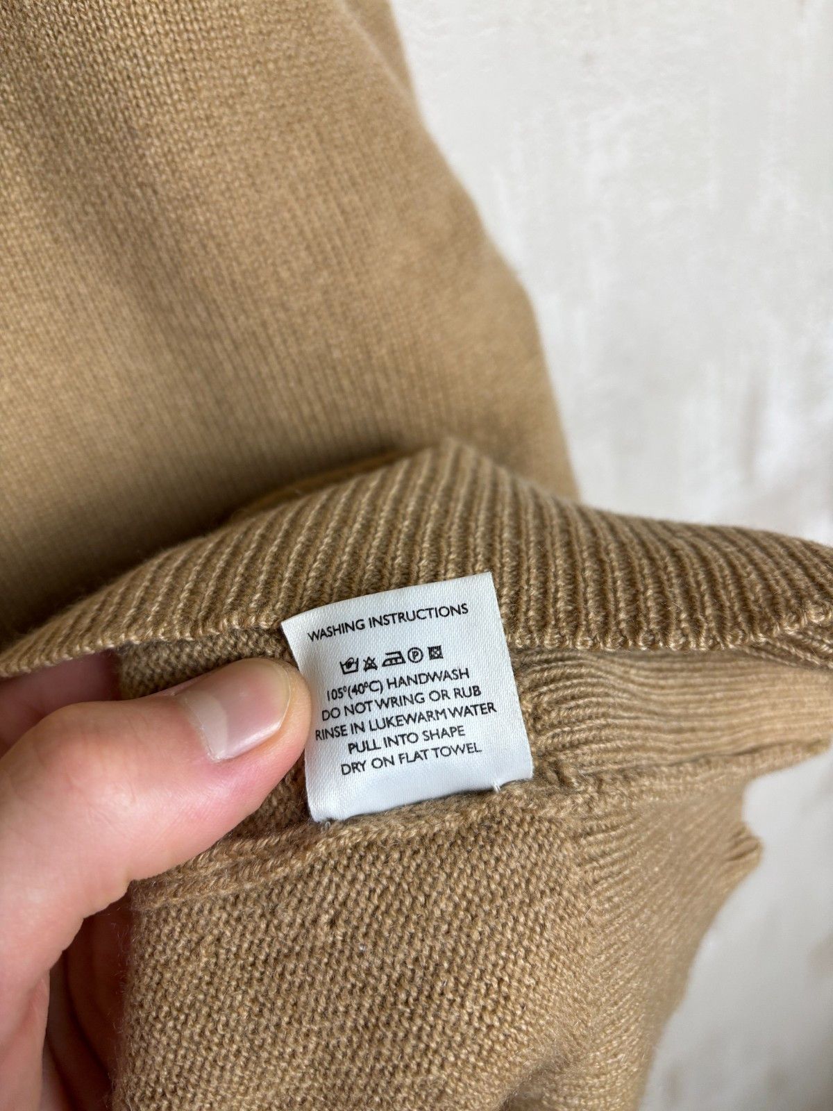 Johnstons Of Elgin Johnstons of Elgin 100% Cashmere Sweater Crew Neck Size 44" Size US XL / EU 56 / 4 - 9 Thumbnail