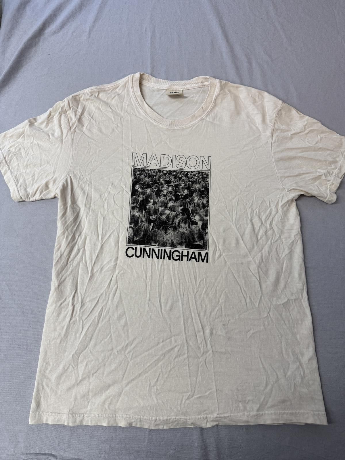Comfort Colors Madison Cunningham Folk Singerl T-shirt Faces in a Crowd - L Size US L / EU 52-54 / 3 - 1 Thumbnail