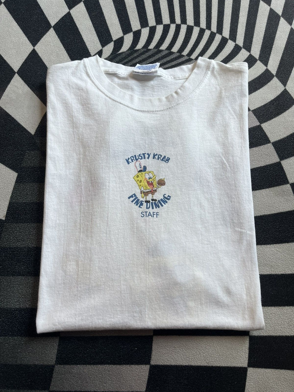 Cartoon Network Vintage Sponge Bob Krusty Krab Fine Dining STAFF 2001’s Tee Size US XL / EU 56 / 4 - 1 Thumbnail