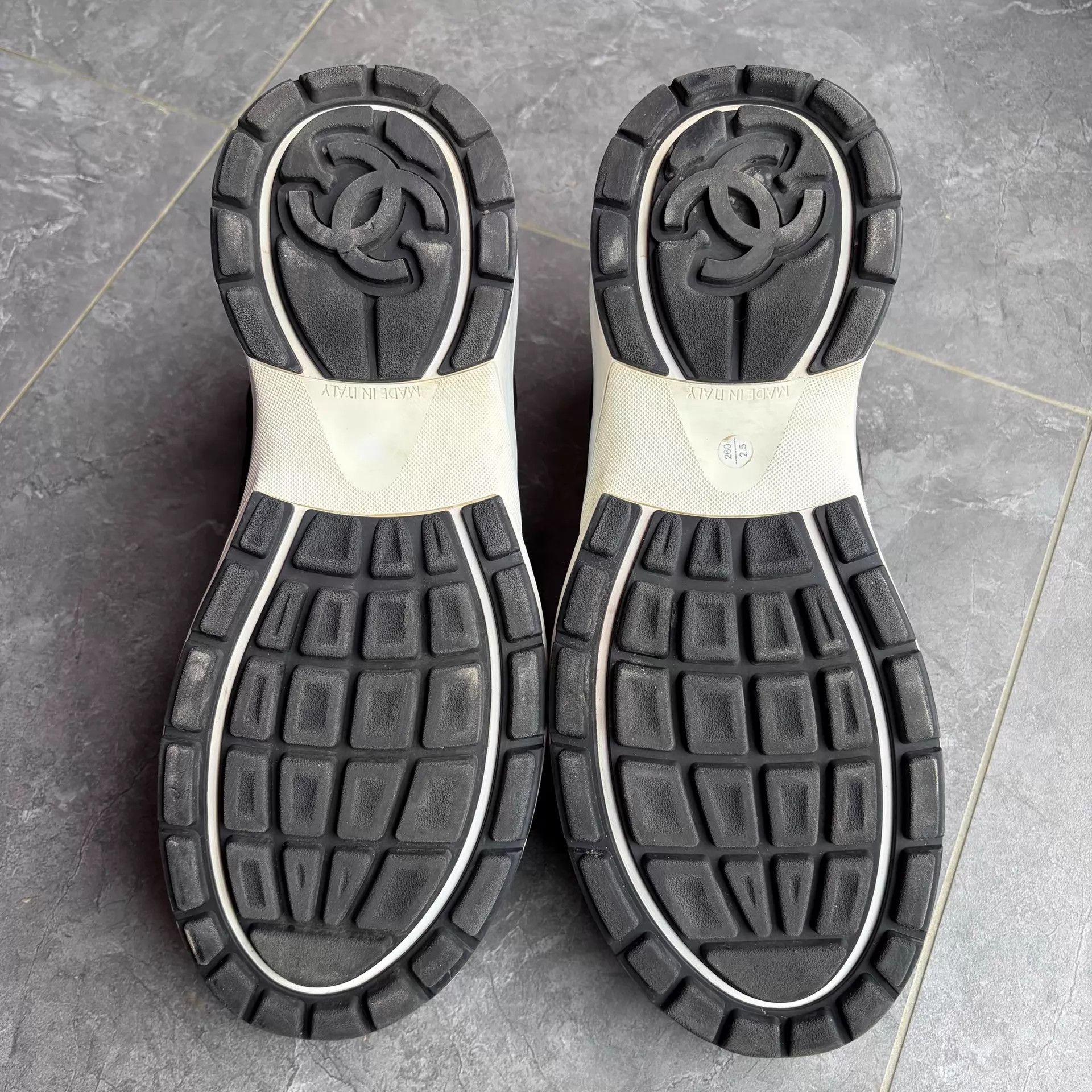 Chanel CHANEL 24S Black Toe King 42 Black/White Size US 9 / EU 42 - 6 Thumbnail