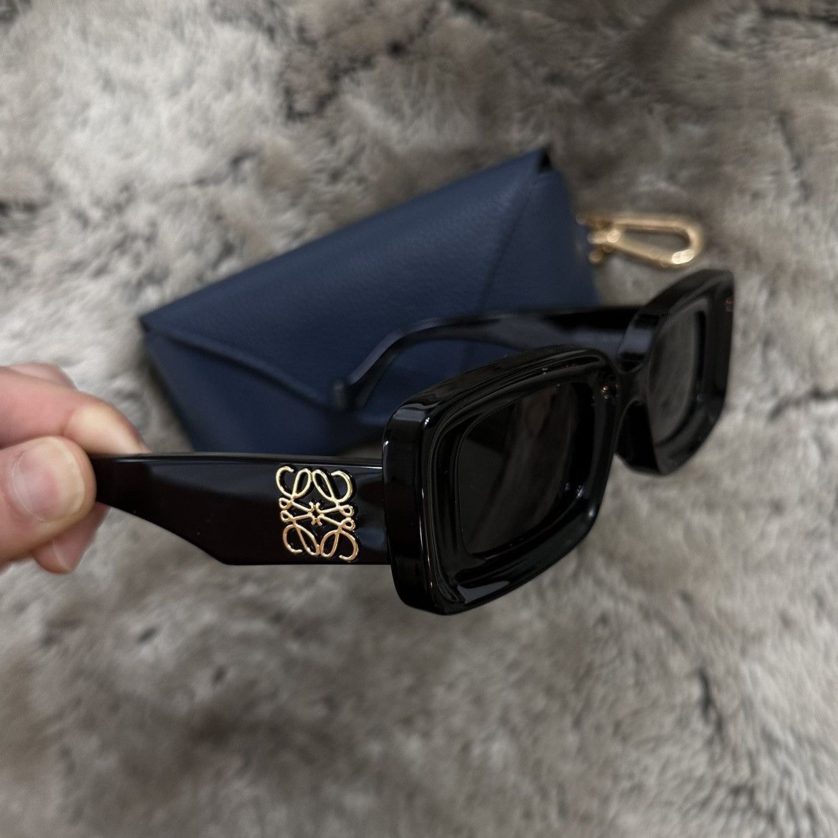 Loewe Loewe Anagram Rectangular Frame Acetate Sunglasses Black Size ONE SIZE - 3 Thumbnail