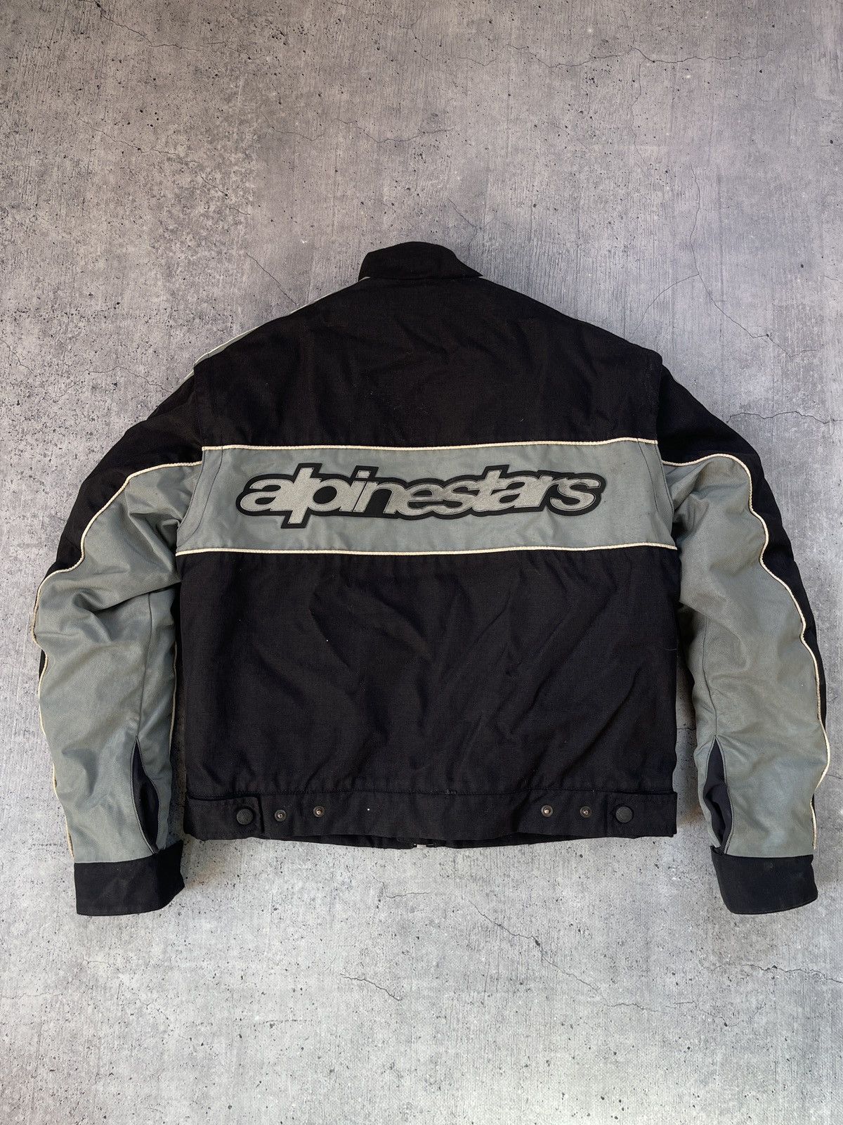 Vintage Vintage distressed Alpinestars biker leather jacket Size US L / EU 52-54 / 3 - 3 Thumbnail