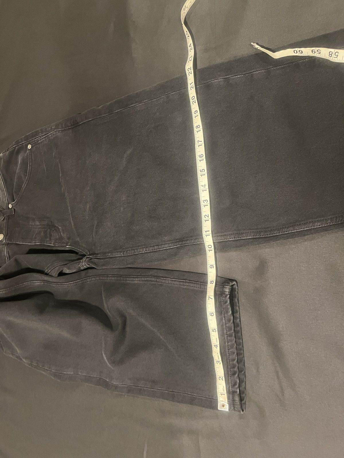 Saint Laurent Paris Saint Laurent men’s oversized jeans. 32/M. $1050 Size US 32 / EU 48 - 5 Thumbnail