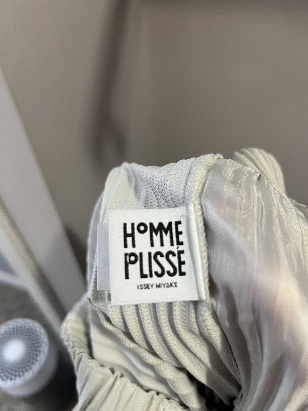 Homme Plisse Issey Miyake Home Plisse Light Grey-white pants Size US 40 / EU 56 - 3 Thumbnail