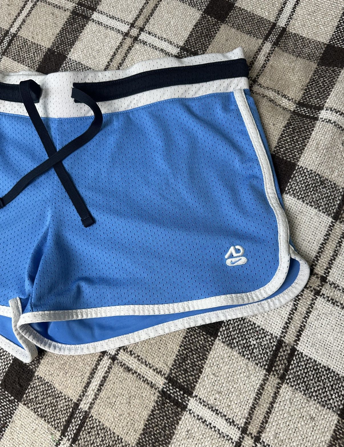 Nike Very Cute Vintage Nike Womens Shorts size L great condition Size 30" / US 8 / IT 44 - 2 Thumbnail