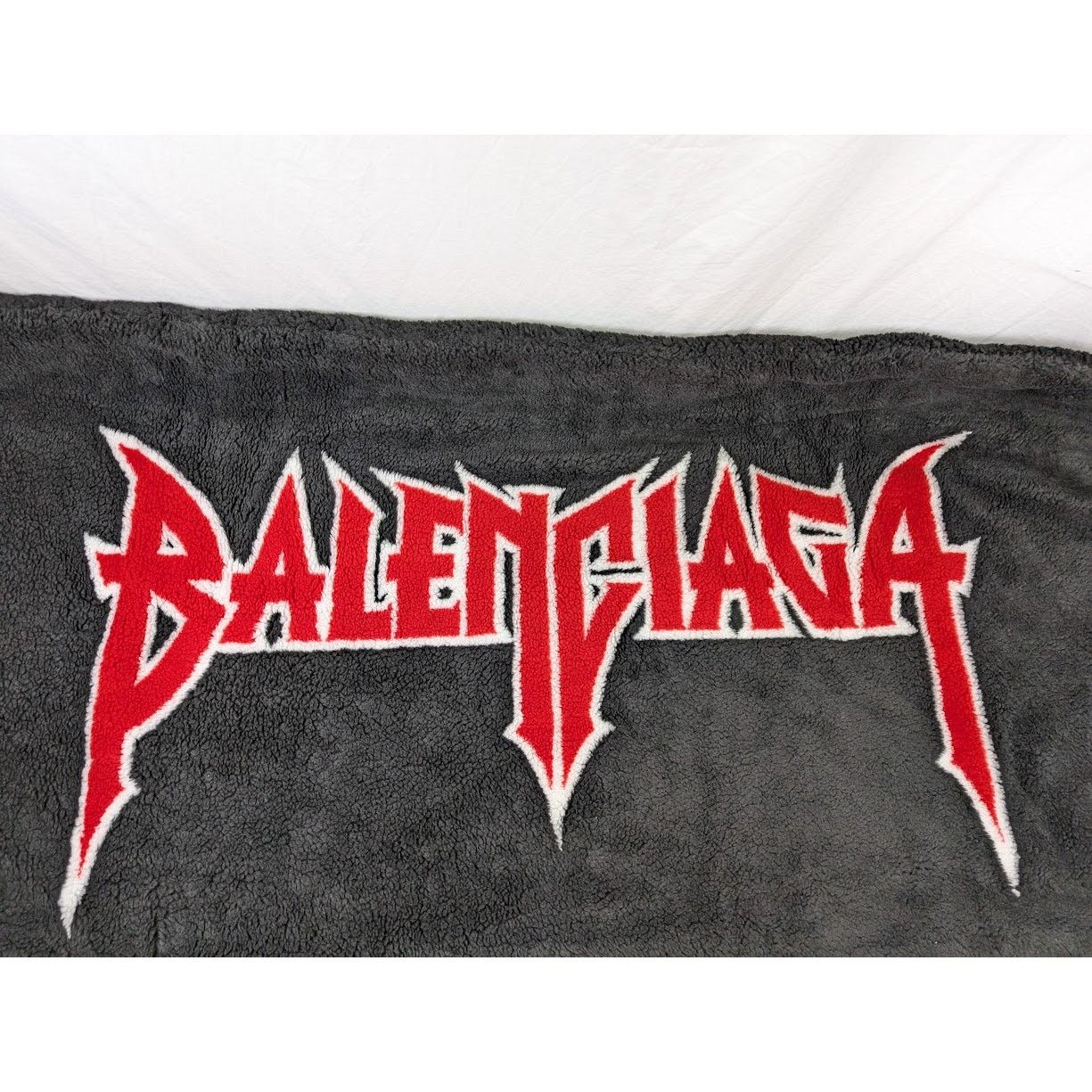Balenciaga o1rshd1 Q:2 / Size: OS / Metal Soft Jacquard Fleece Scarf Size ONE SIZE - 3 Thumbnail