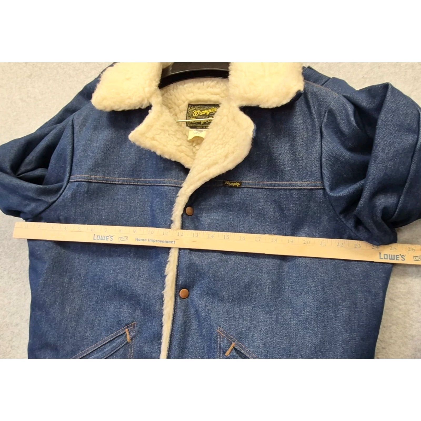 Wrangler VINTAGE Wrangler Jacket Coat Womens Large Blue Denim Sherpa Lined 90s USA GUC Denim Jacket Western Retro Shirt? Size L / US 10 / IT 46 - 7 Thumbnail