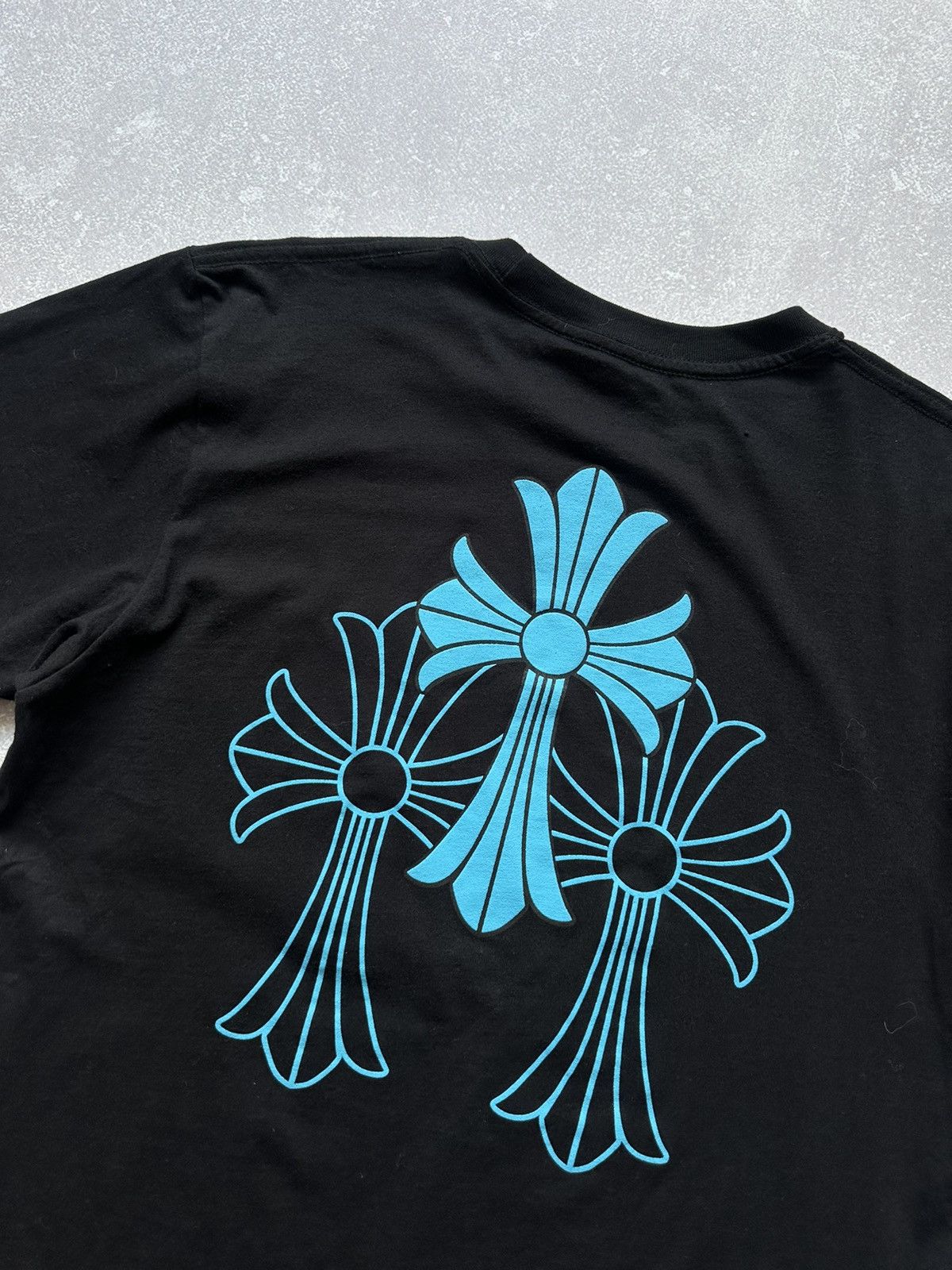 Chrome Hearts triple blue cross tee size M