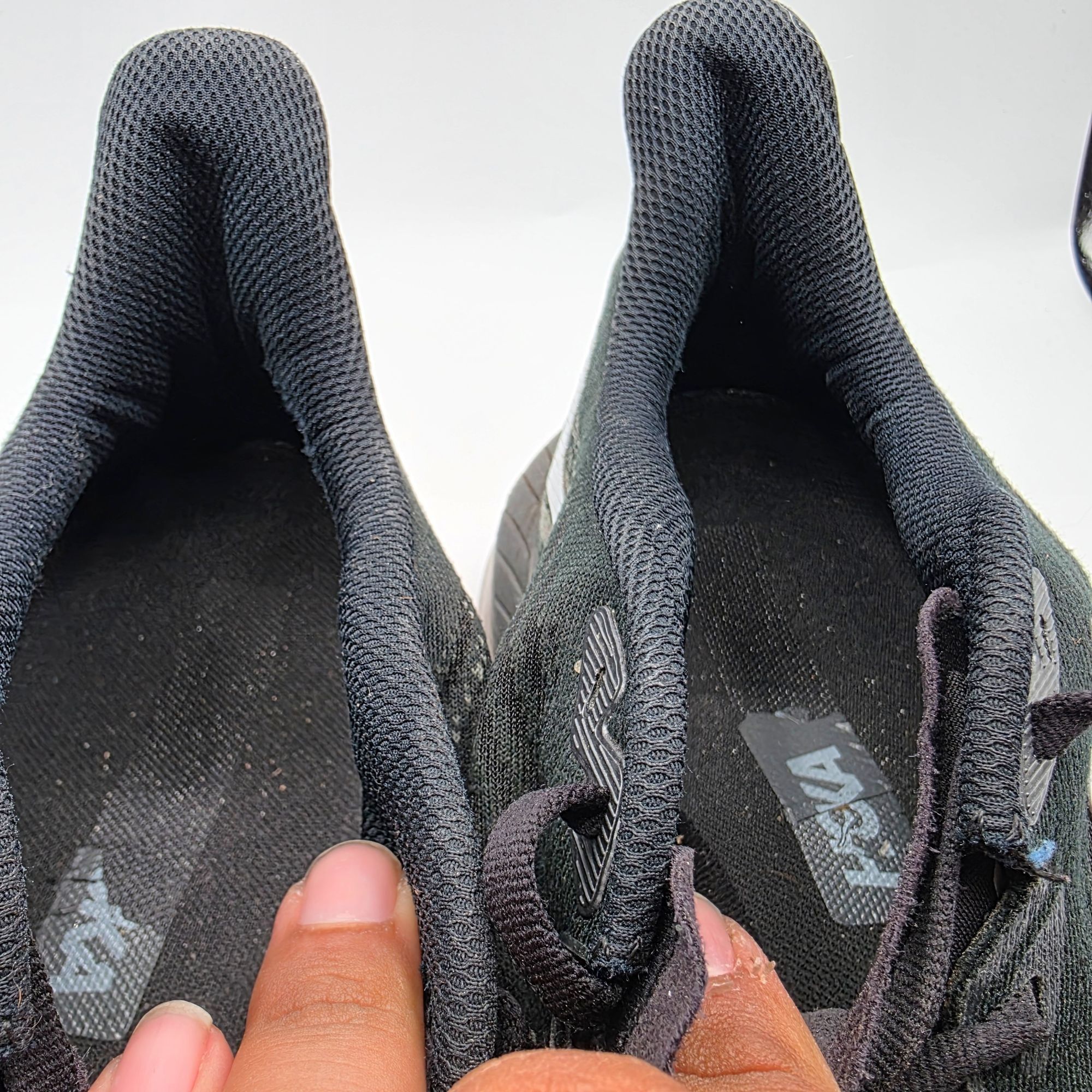 Hoka Hoka One One Mach 6 Mens Size 13 D Black White Athletic Shoe Size US 13 / EU 46 - 9 Thumbnail