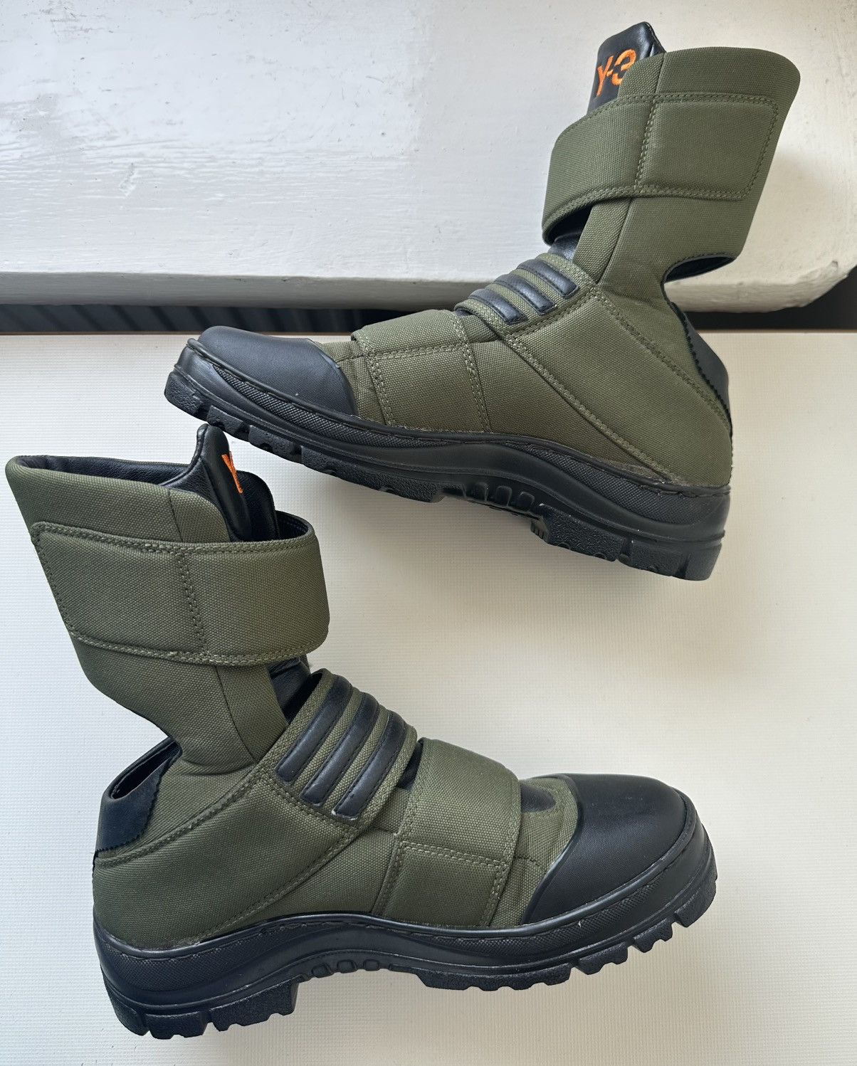 Adidas × Y-3 Adidas Y-3 Yohji Yamamoto (2002) velcro military Hi-top Size US 8 / IT 38 - 6 Thumbnail