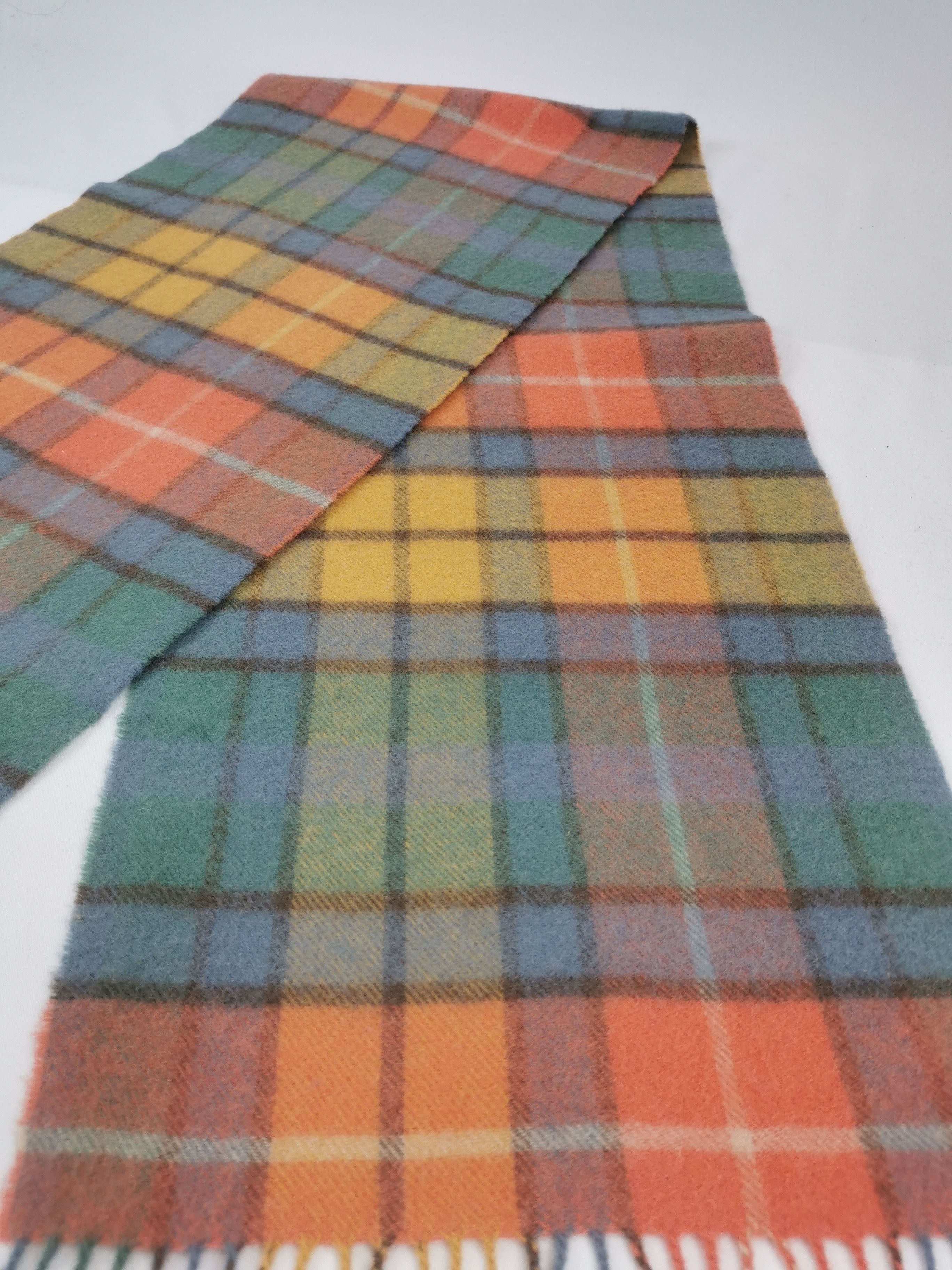 Johnstons Of Elgin NEW Johnston Of Elgin scarf muffler Size ONE SIZE - 6 Thumbnail