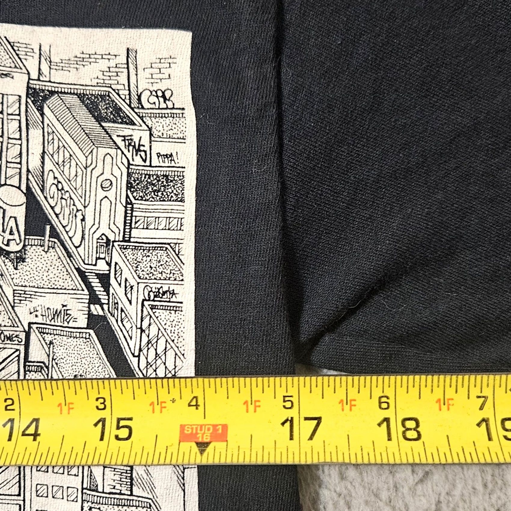 Neighborhood VINTAGE Blink 182 Neighborhoods Tour Shirt 2011 Punk Rock Tee Small Black Mens S Size US S / EU 44-46 / 1 - 8 Thumbnail