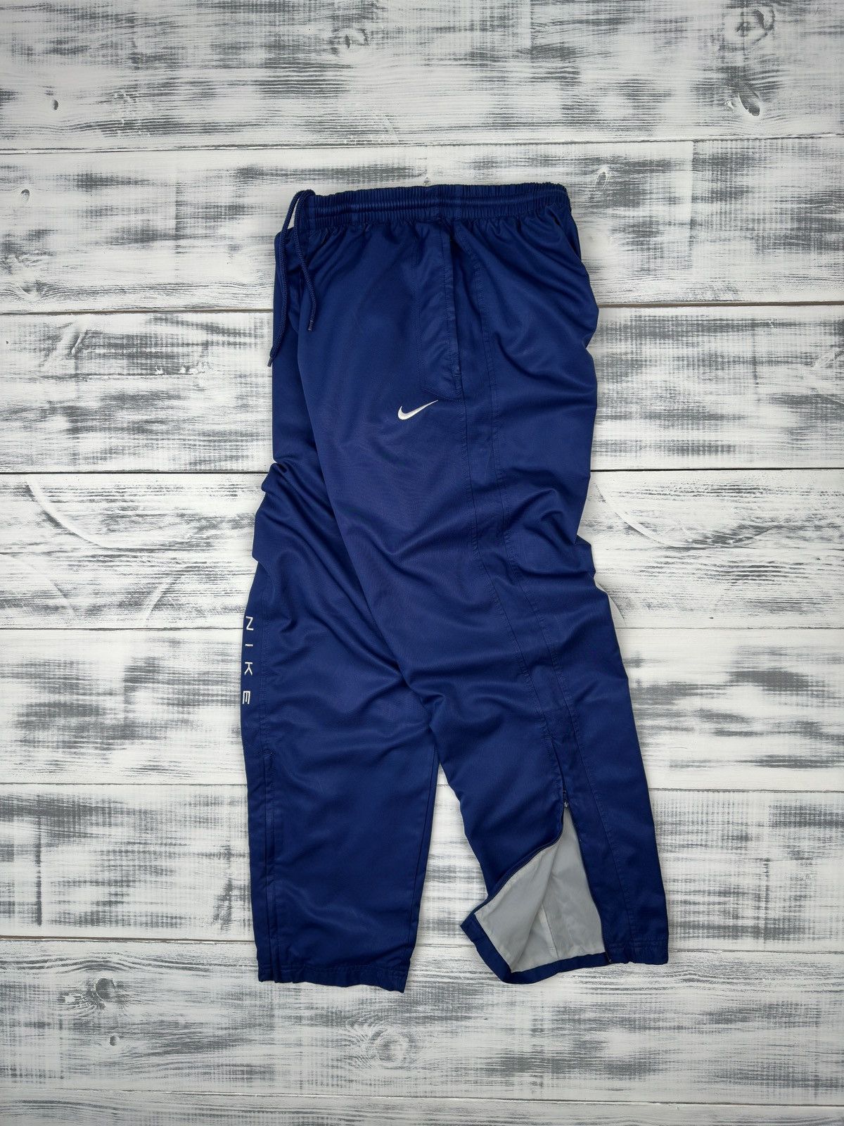 Nike Vintage NIKE Baggy Sweatpants Swoosh Logo Y2K Track Pants Size US 32 / EU 48 - 1 Thumbnail