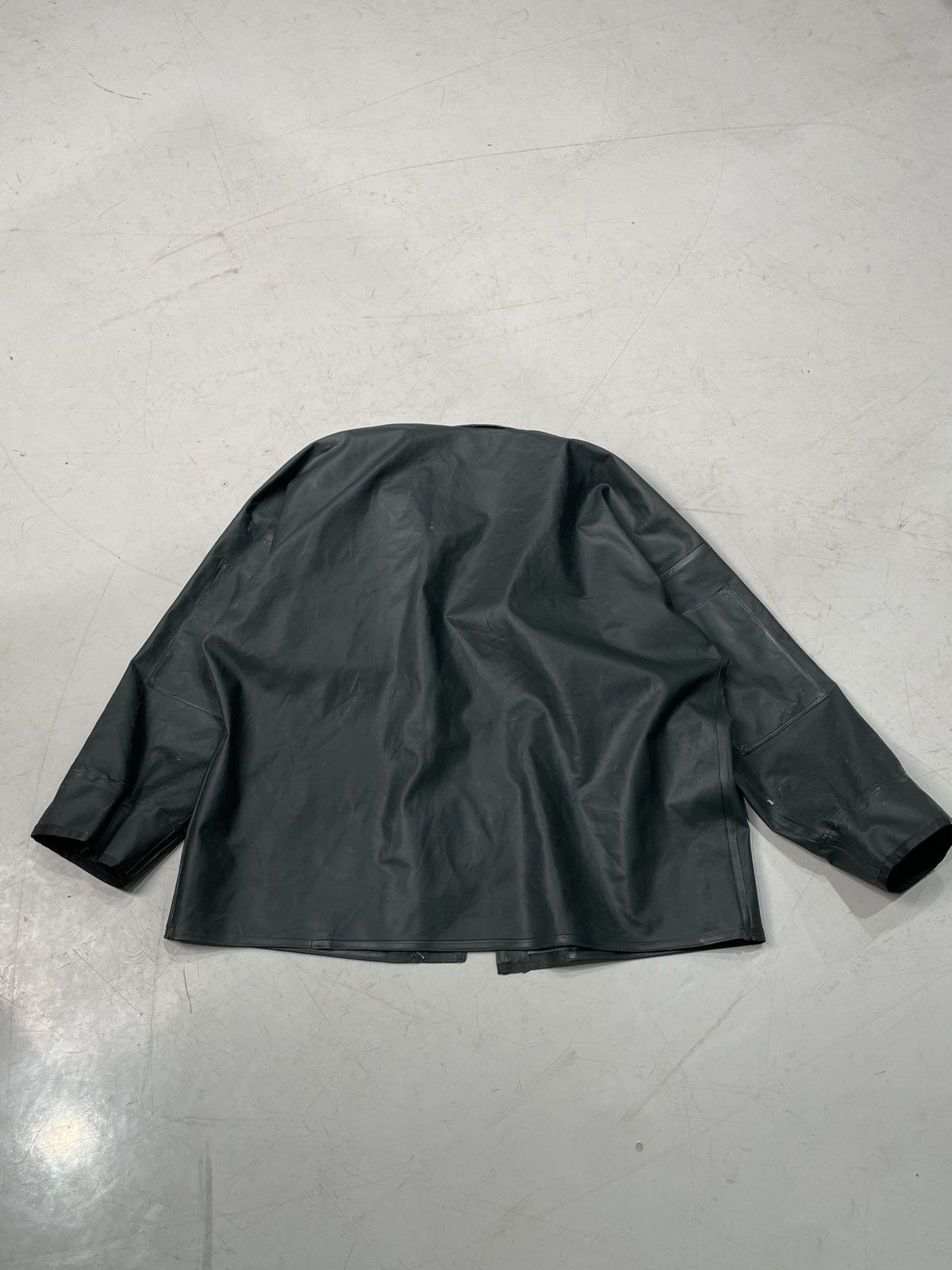 Carhartt Carhartt black rain jacket with a detroit collar Size US L / EU 52-54 / 3 - 4 Thumbnail