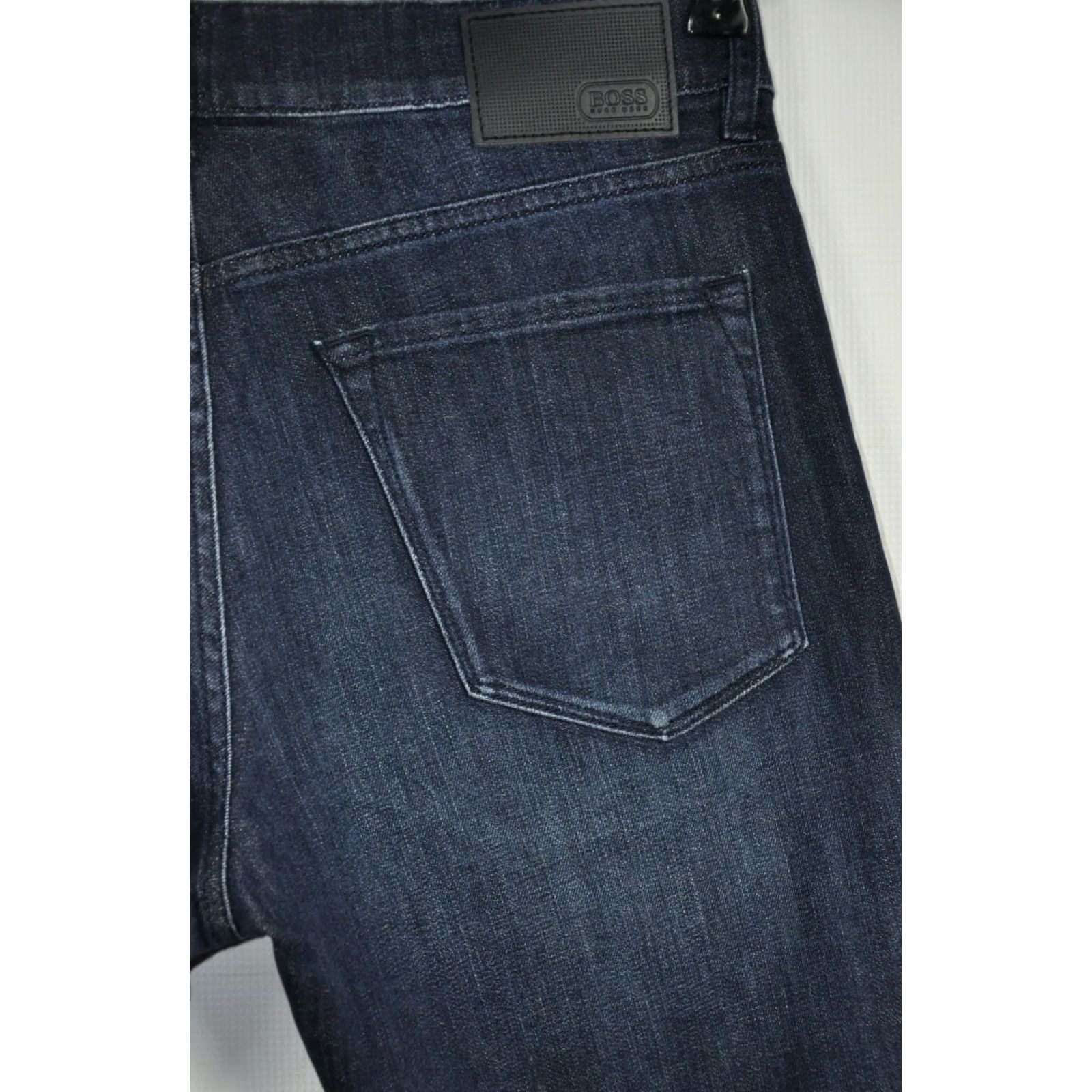 Hugo Boss HUGO BOSS C-MAINE1 Jeans Regular Fit Men W33/L32 Blue 98% Cotton 2% Elastane Regular Jeans 5-Pocket Design Vintage No N/A Size US 33 - 4 Thumbnail