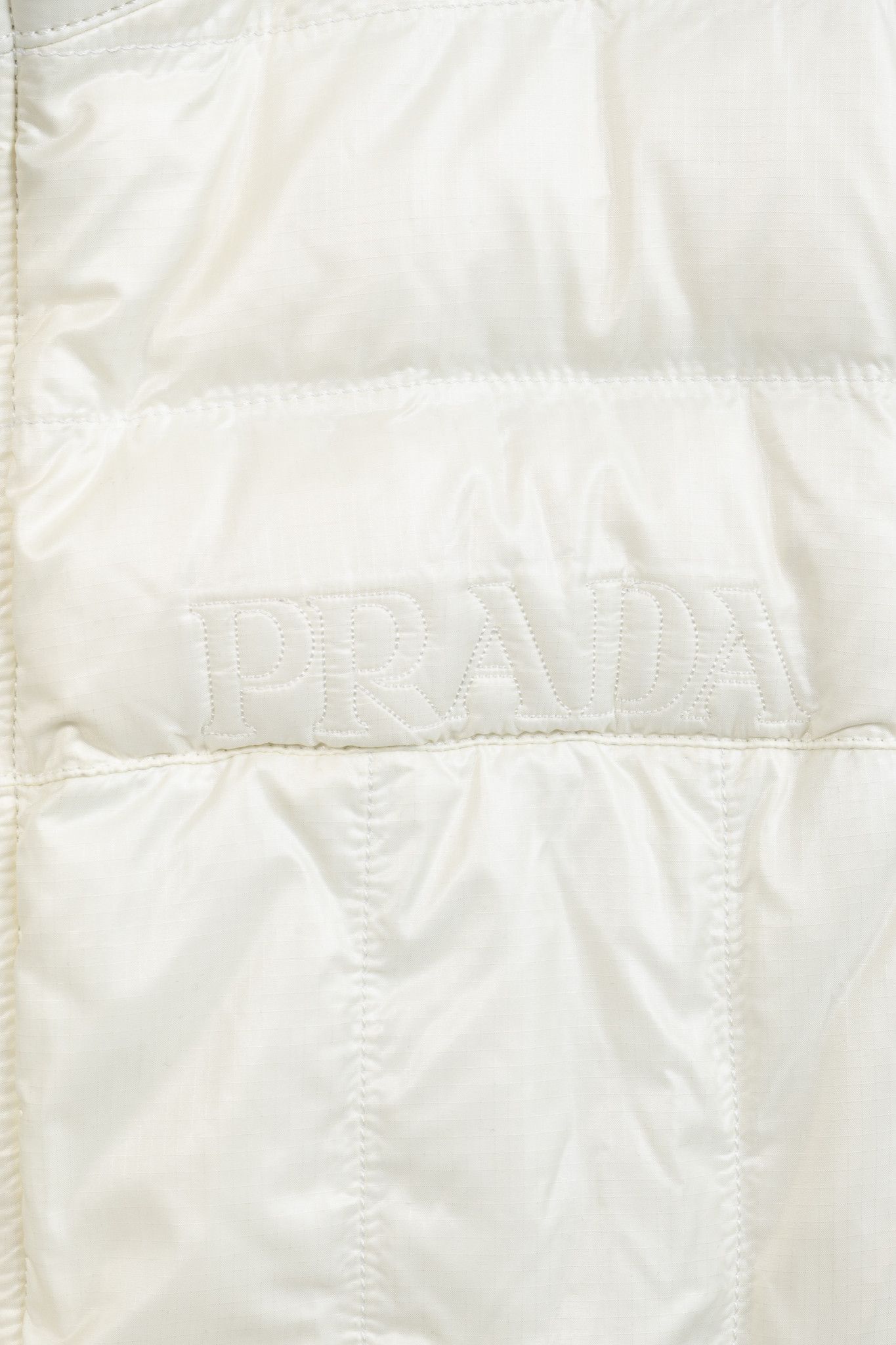 Prada Prada Cream Nylon Embroidered-Logo Quilted Down Puffer Size US XL / EU 56 / 4 - 5 Thumbnail