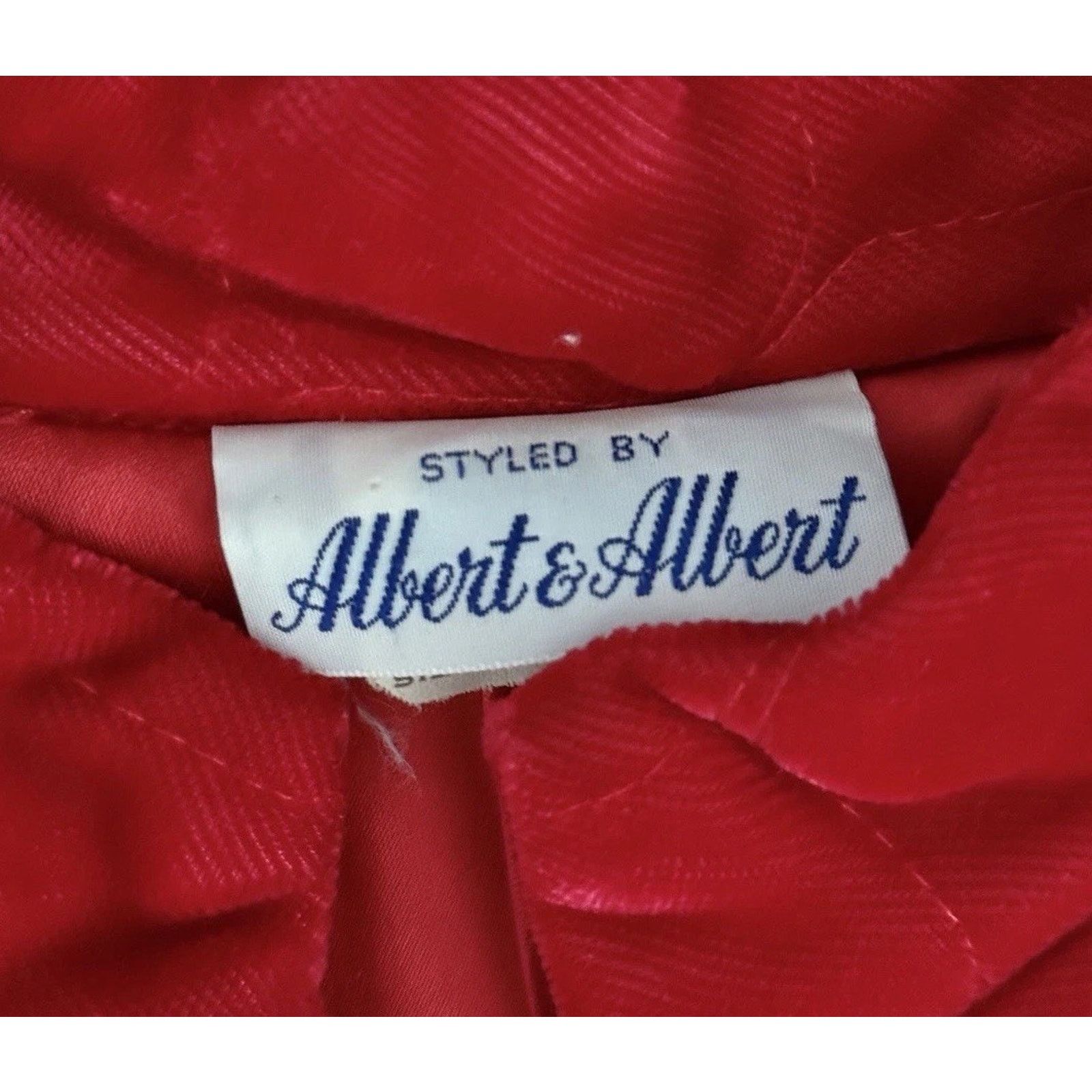 Albert Nipon Vintage Albert Nipon Coat Quilted Velvet Red Size 14 Glamour Size XL / US 12-14 / IT 48-50 - 3 Thumbnail