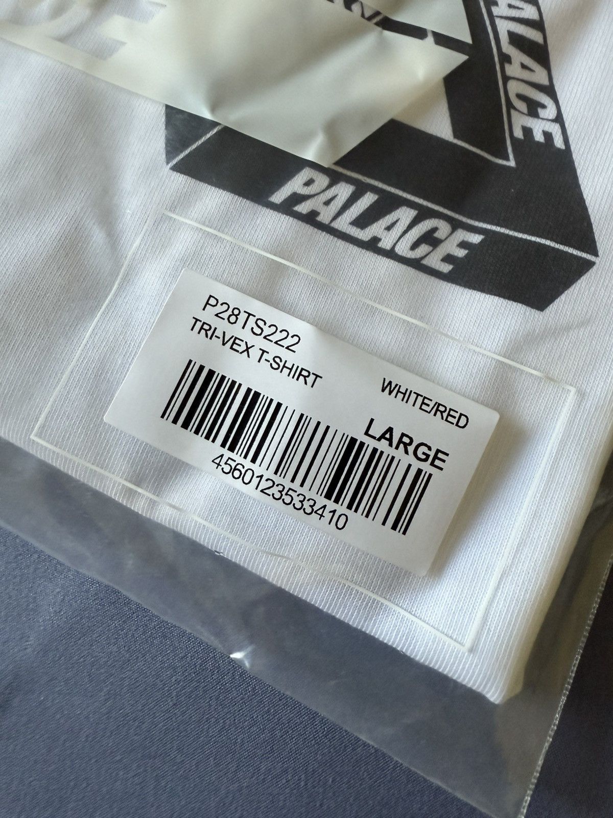 Palace Tri-Vex t-shirt Red size Large Size US L / EU 52-54 / 3 - 3 Thumbnail
