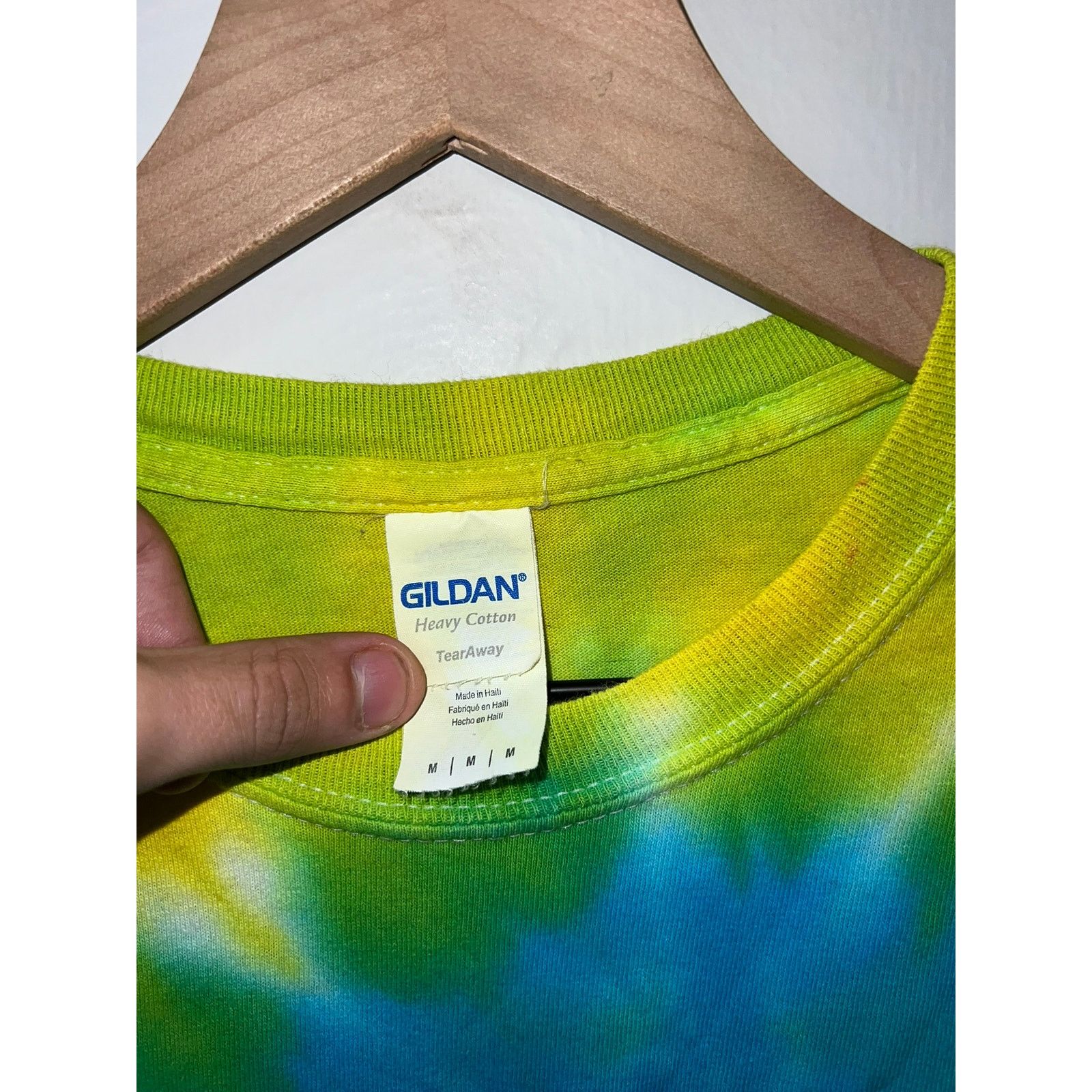 Gildan Vintage Gildan Rainbow Tie DYe Shirt Spiral Tee VTG M Medium Size US M / EU 48-50 / 2 - 5 Thumbnail