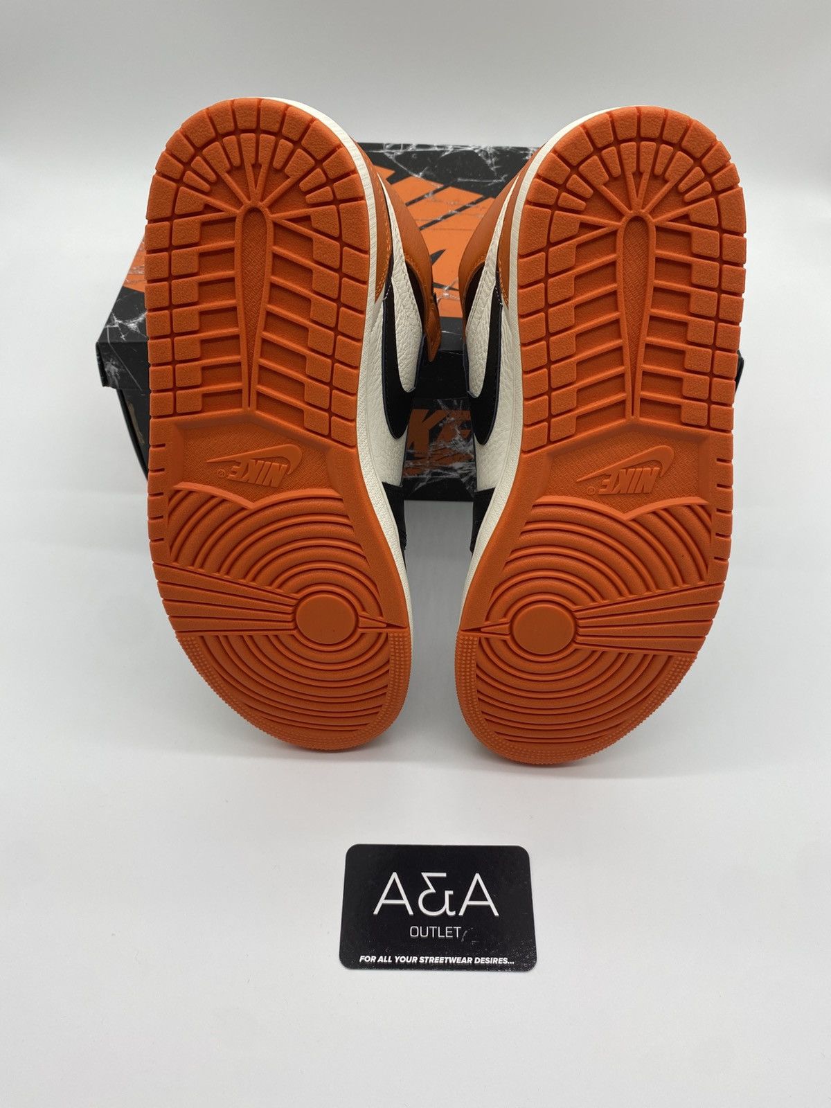 Jordan Brand Jordan 1 Retro High OG Shattered Backboard US 9.5 Brand New Size US 9.5 / EU 42-43 - 5 Thumbnail