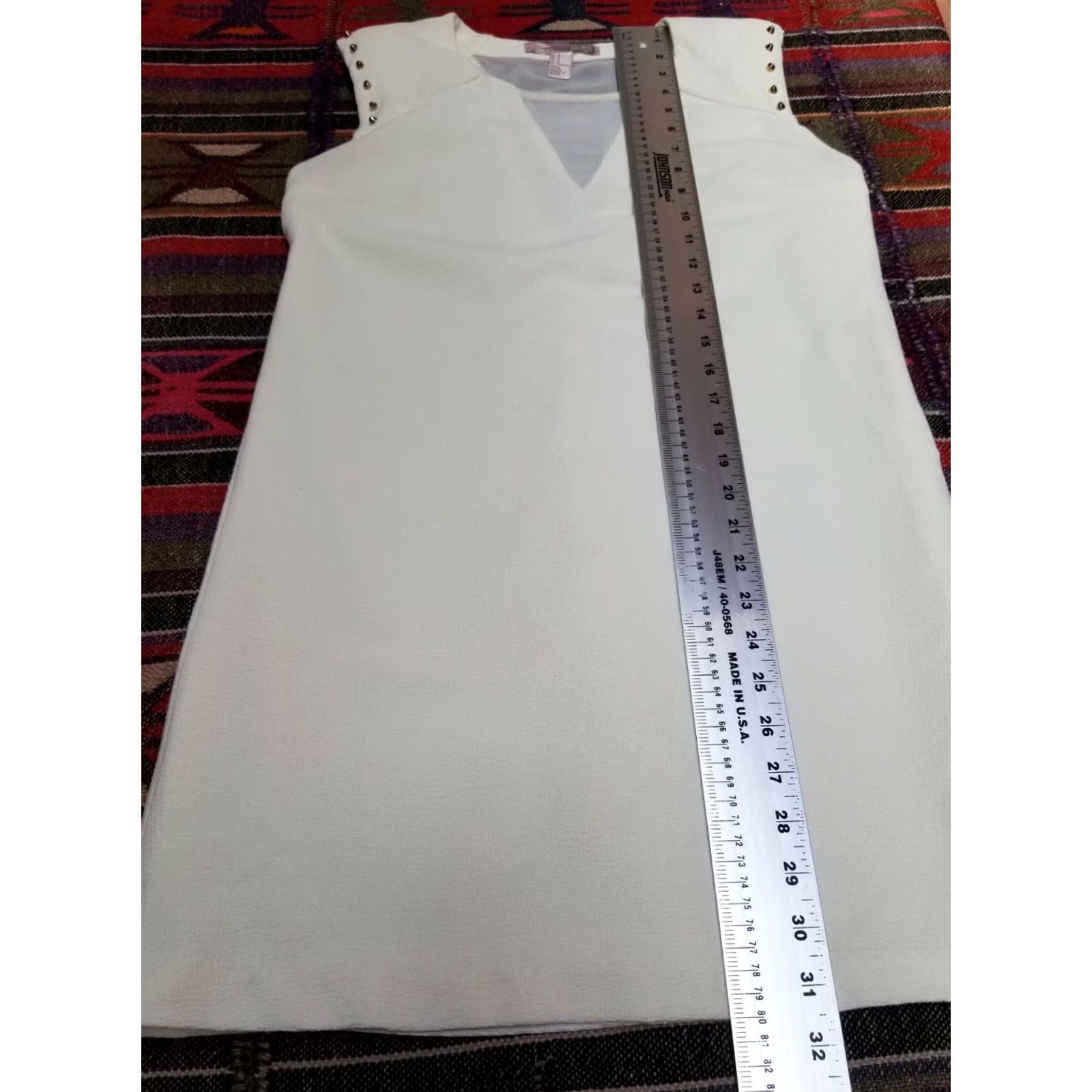 Forever 21 Forever 21 Love 21 Top Small White Scoop Neck Studded Sleeveless Tunic Womens Size S / US 4 / IT 40 - 6 Thumbnail