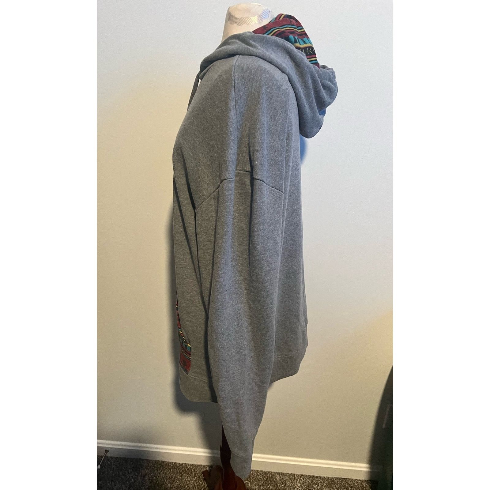 Disney Disney Our Universe Emperor’s Groove Gray Hoodie Medium Size M / US 6-8 / IT 42-44 - 3 Thumbnail