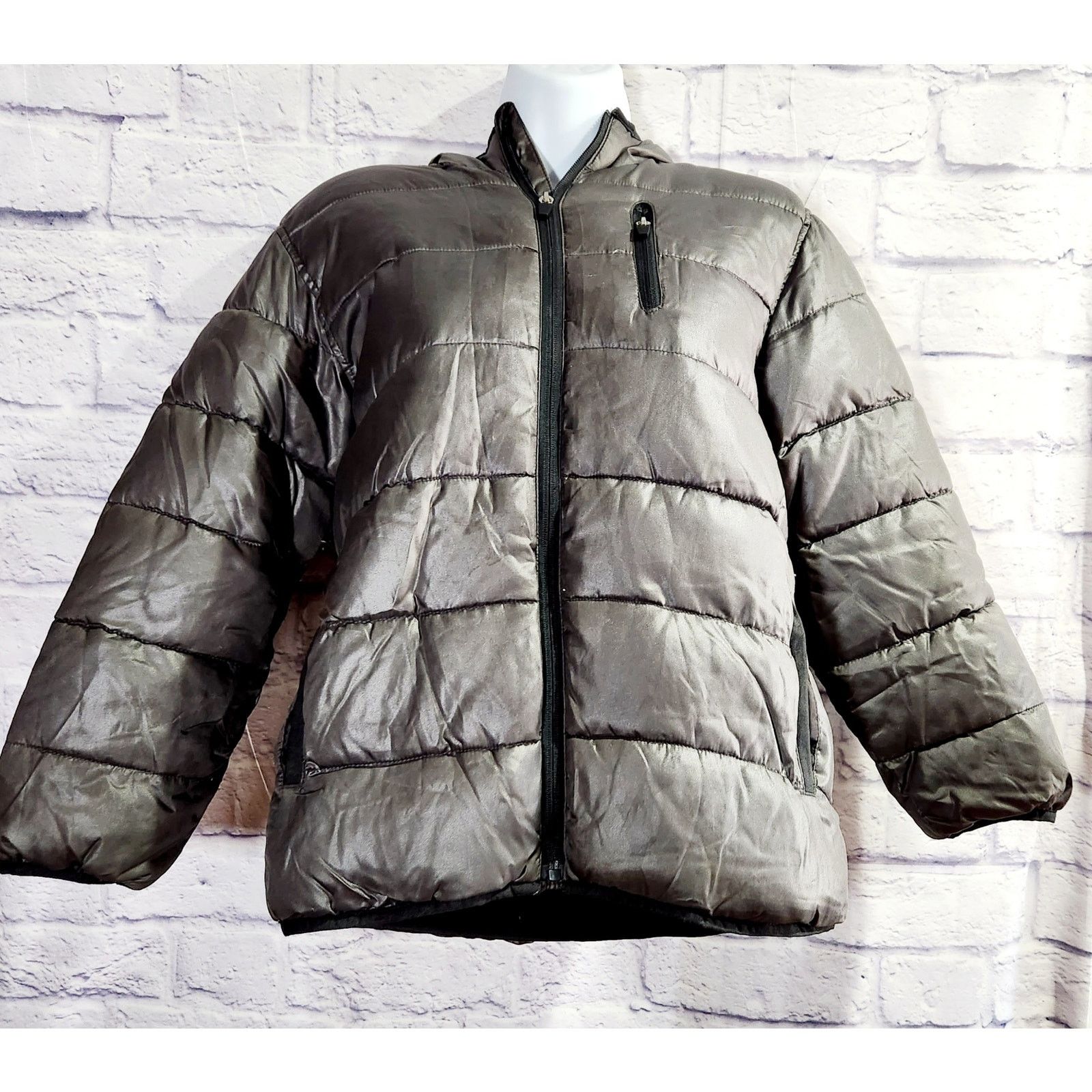Other Old Navy Gray Silver Puffer Jacket Medium Hooded Lightweight Size M / US 6-8 / IT 42-44 - 1 Thumbnail