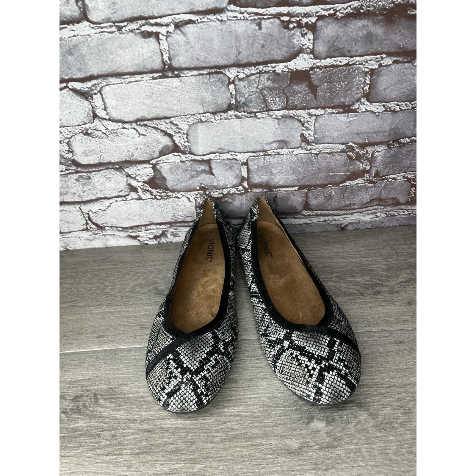 Etonic Vionic Carroll Snake Black White Ballet Slip On Flats Women Size US 11 / IT 41 - 5 Thumbnail