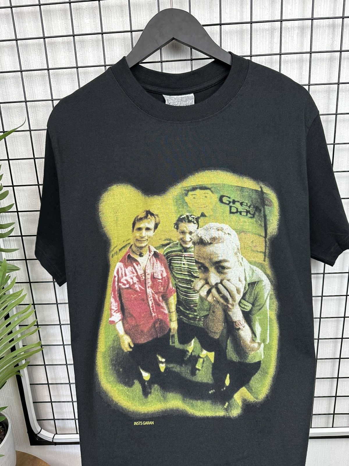 Band Tees Green Day “Insomniac” Tour T shirt Men L black rare Size US L / EU 52-54 / 3 - 7 Thumbnail