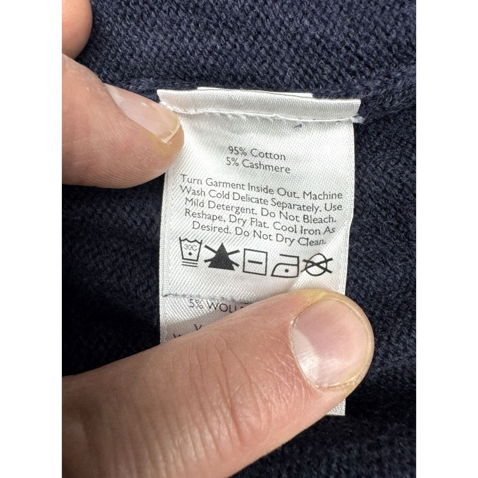 Eddie Bauer VINTAGE? Nope. Size US L / EU 52-54 / 3 - 7 Thumbnail