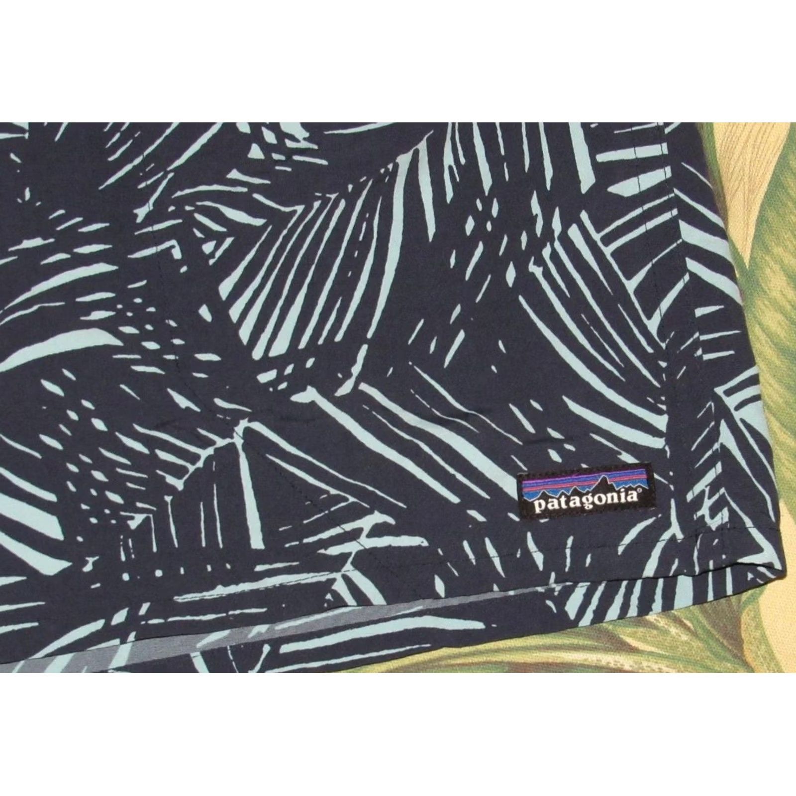 Patagonia PATAGONIA Blue Printed 5" Baggies Shorts XL Men XL Blue Athletic Shorts Size US 36 / EU 52 - 2 Thumbnail