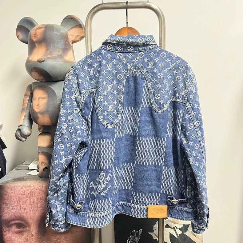 Louis Vuitton Louis Vuitton Full print denim jacket 2504-Nextarrow Size US L / EU 52-54 / 3 - 2 Thumbnail
