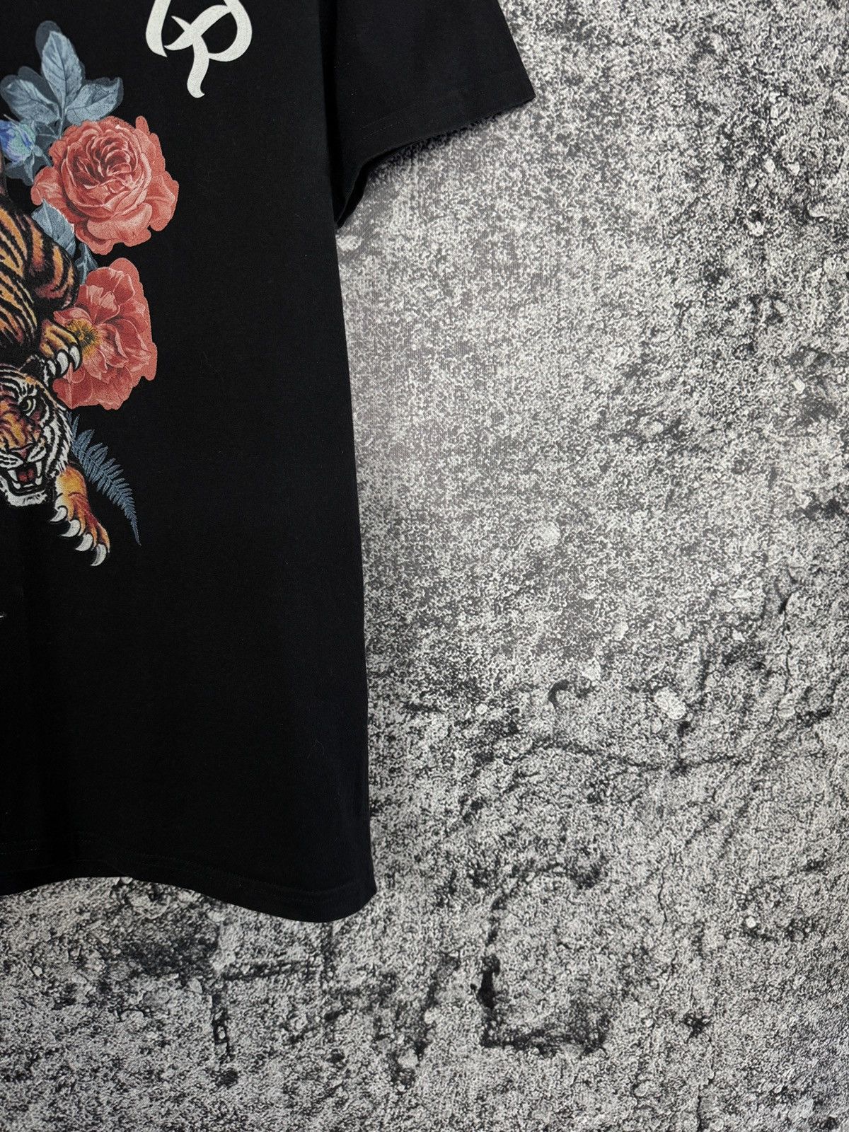 Trapstar London Trapstar London Tiger Rose Graphic T-Shirt Big Logo Tee Sz M Size US M / EU 48-50 / 2 - 5 Thumbnail