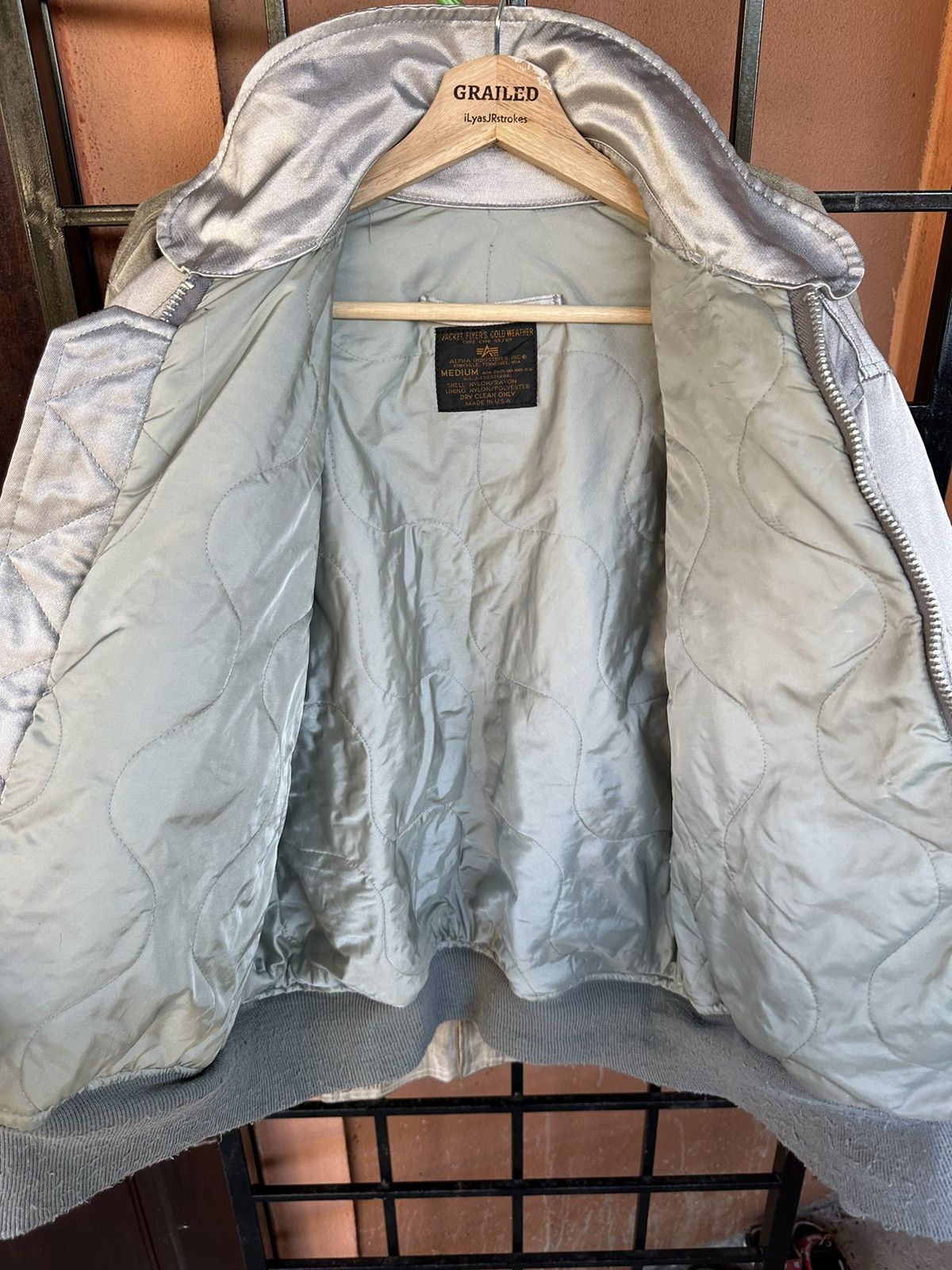 Buzz Rickson's Vintage Alpha Industries Silver Bomber Jacket Size US M / EU 48-50 / 2 - 15 Thumbnail
