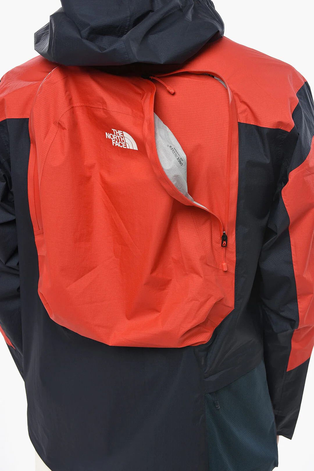 The North Face og1mm0426 Two-Tone Nylon Windbreaker Jacket in Blue & Red Size US XL / EU 56 / 4 - 3 Thumbnail