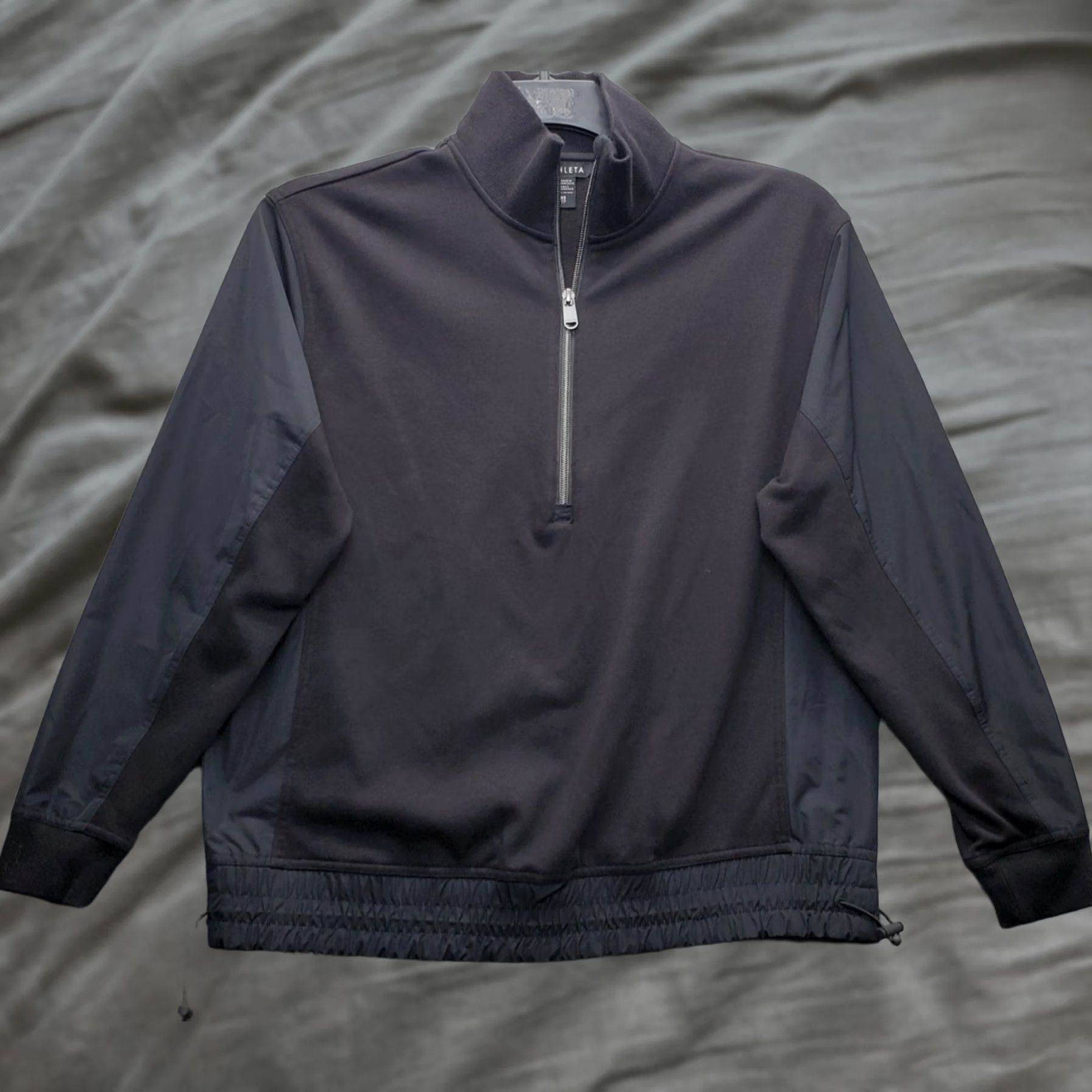 Athleta Athleta Jacket Womens XS Black 1/2 Zip Drawcord Hem Performance Breathable Stretch Athletic Coat Jacket Size XS / US 0-2 / IT 36-38 - 1 Thumbnail