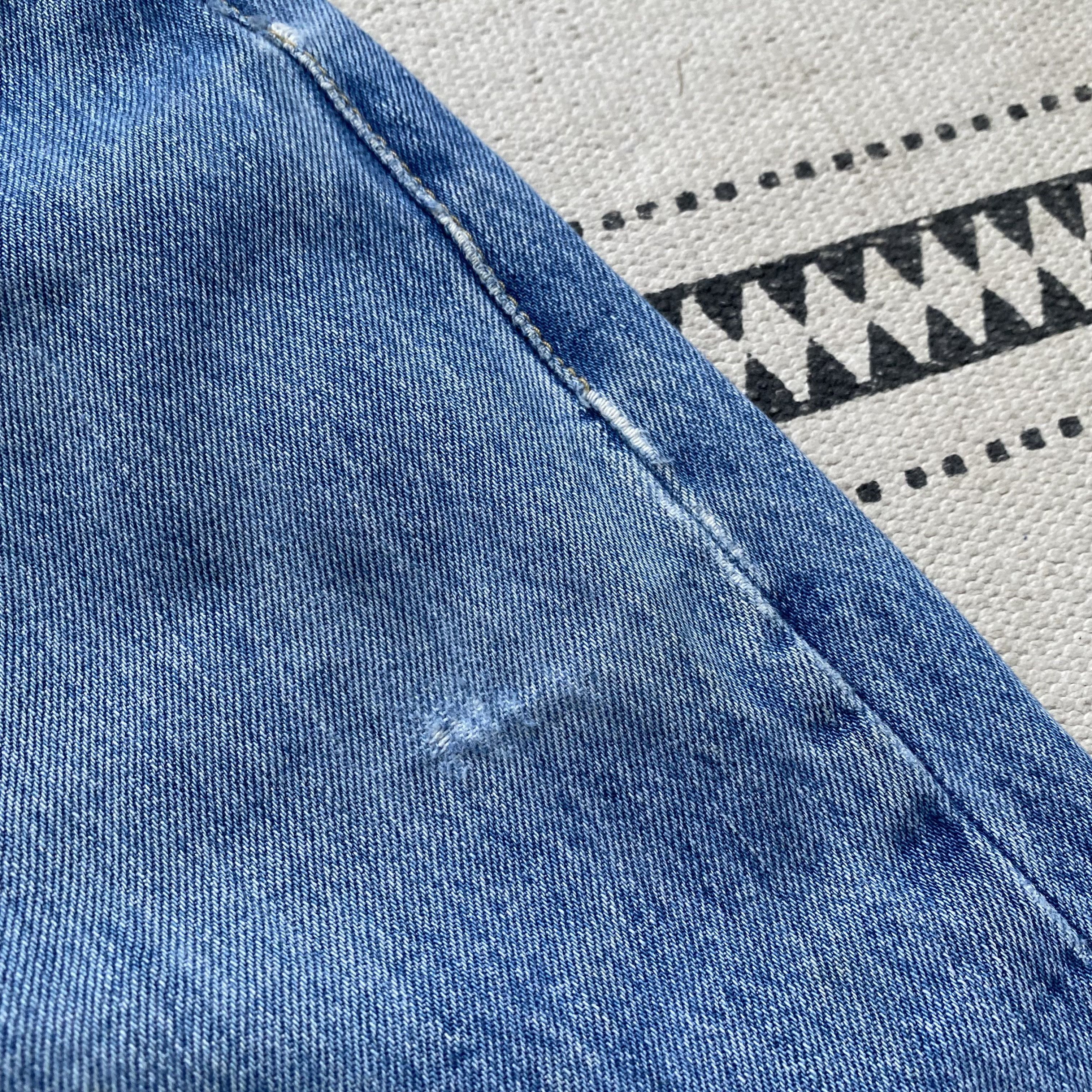 Levi's Vintage Clothing 👖 Vintage 90's Levis 501 jeans Distressed Denim pants Y2K Size US 34 / EU 50 - 7 Thumbnail