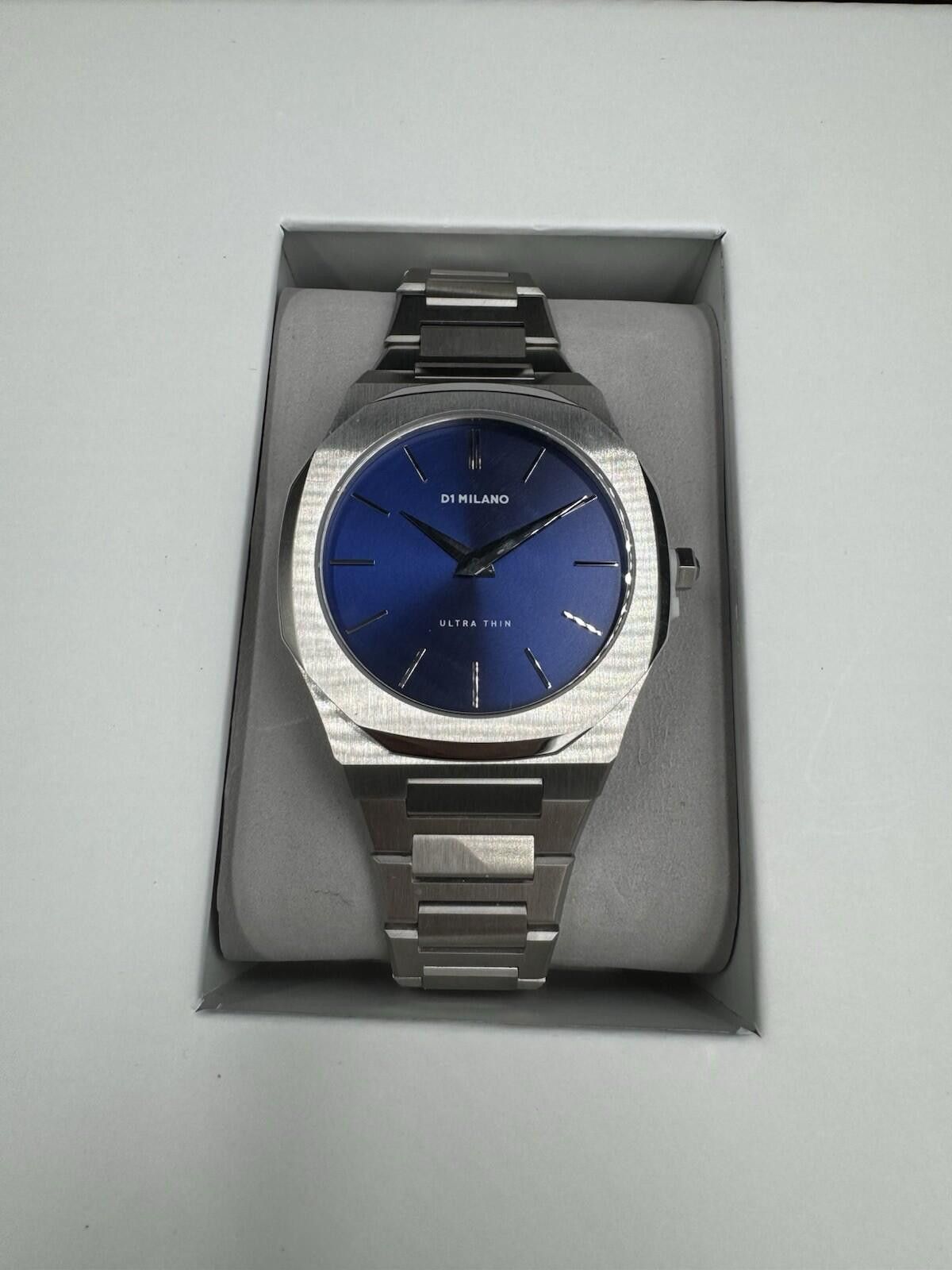 Other D1 Milano Ocean Blue Ultra Thin Silver Bracelet Watch 38mm B Size ONE SIZE - 8 Thumbnail