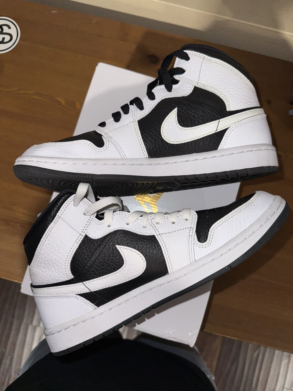 Nike Jordan 1 Mid Split - 10w/8.5m - Used but CLEAN! Size US 10 / IT 40 - 2 Thumbnail