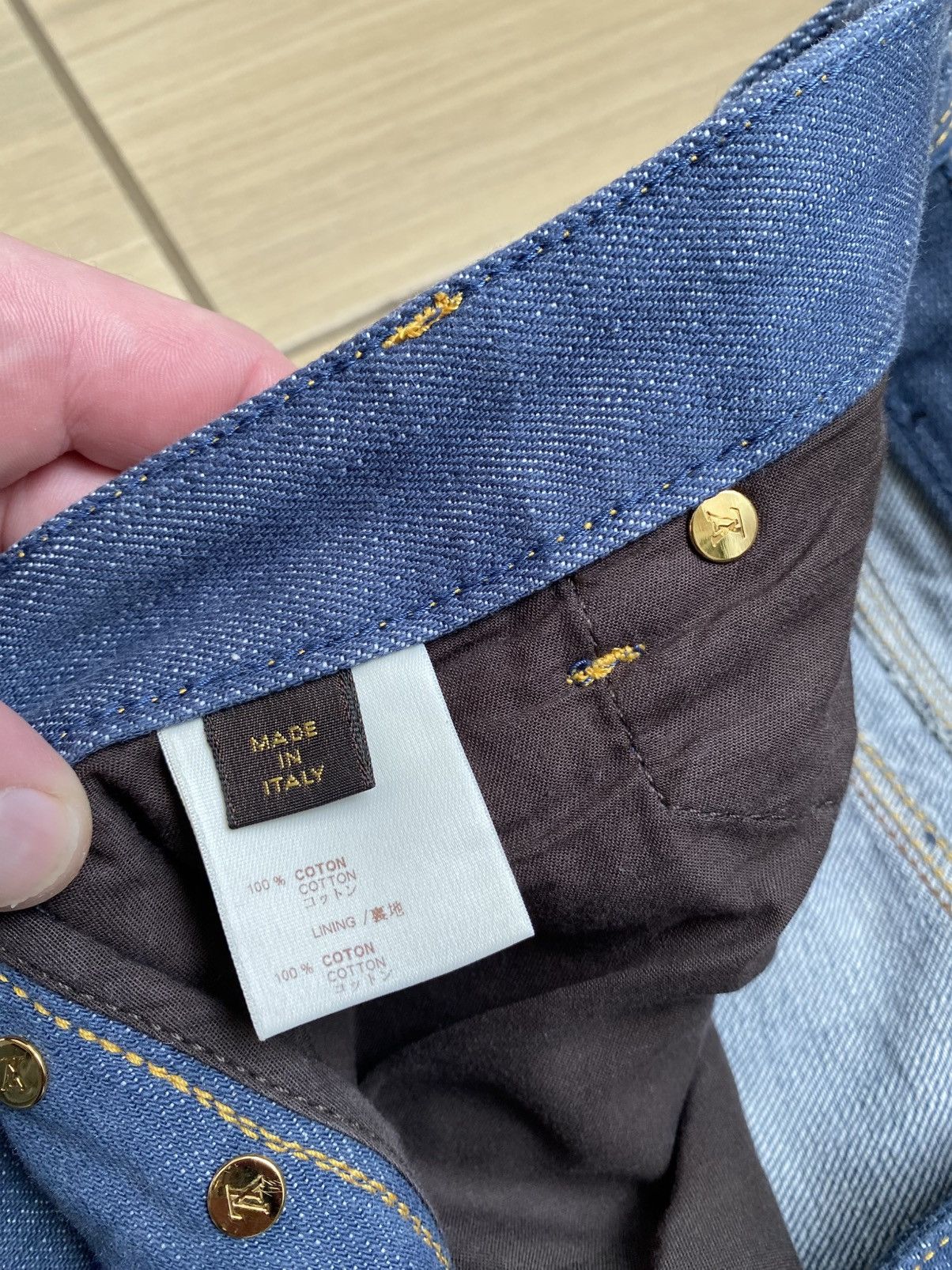 Louis Vuitton Louis Vuitton dark blue men's jeans Size US 33 - 13 Thumbnail