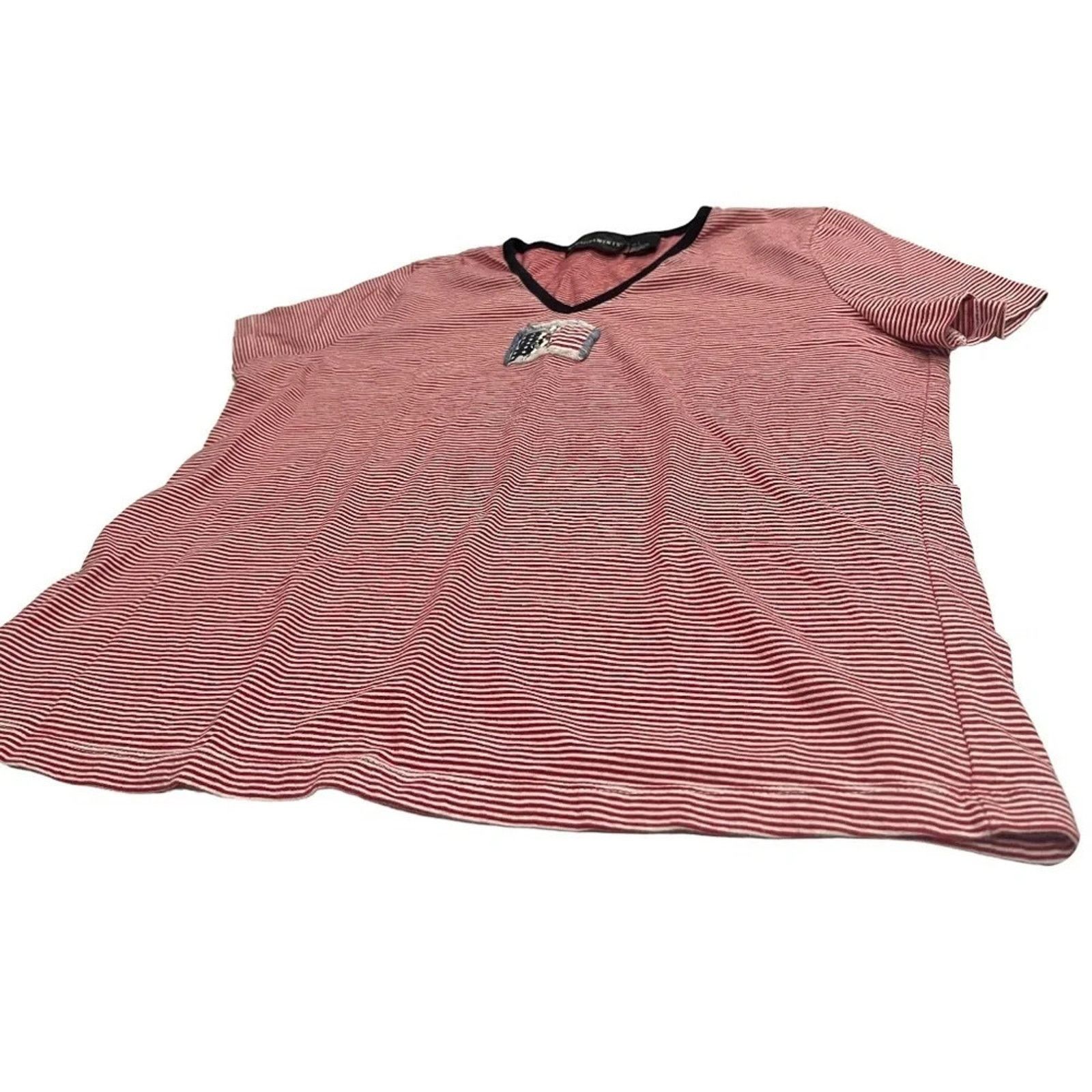 The Unbranded Brand Requirements red, white, blue short sleeved t-shirt, size Lg Size L / US 10 / IT 46 - 1 Thumbnail