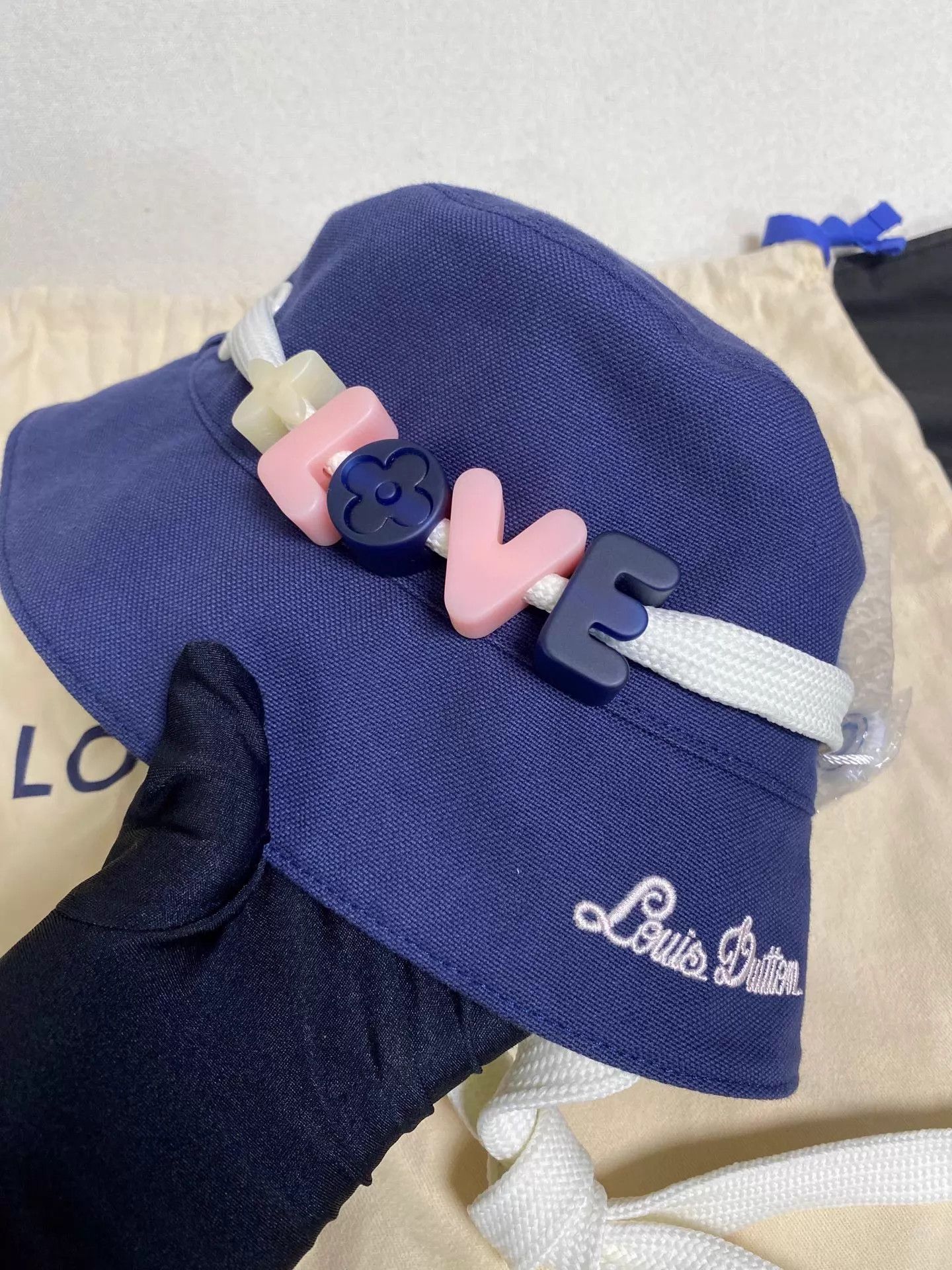 Louis Vuitton Double Monogram Bucket Hat 97 New Beads Det Dust Bag Size ONE SIZE - 4 Thumbnail